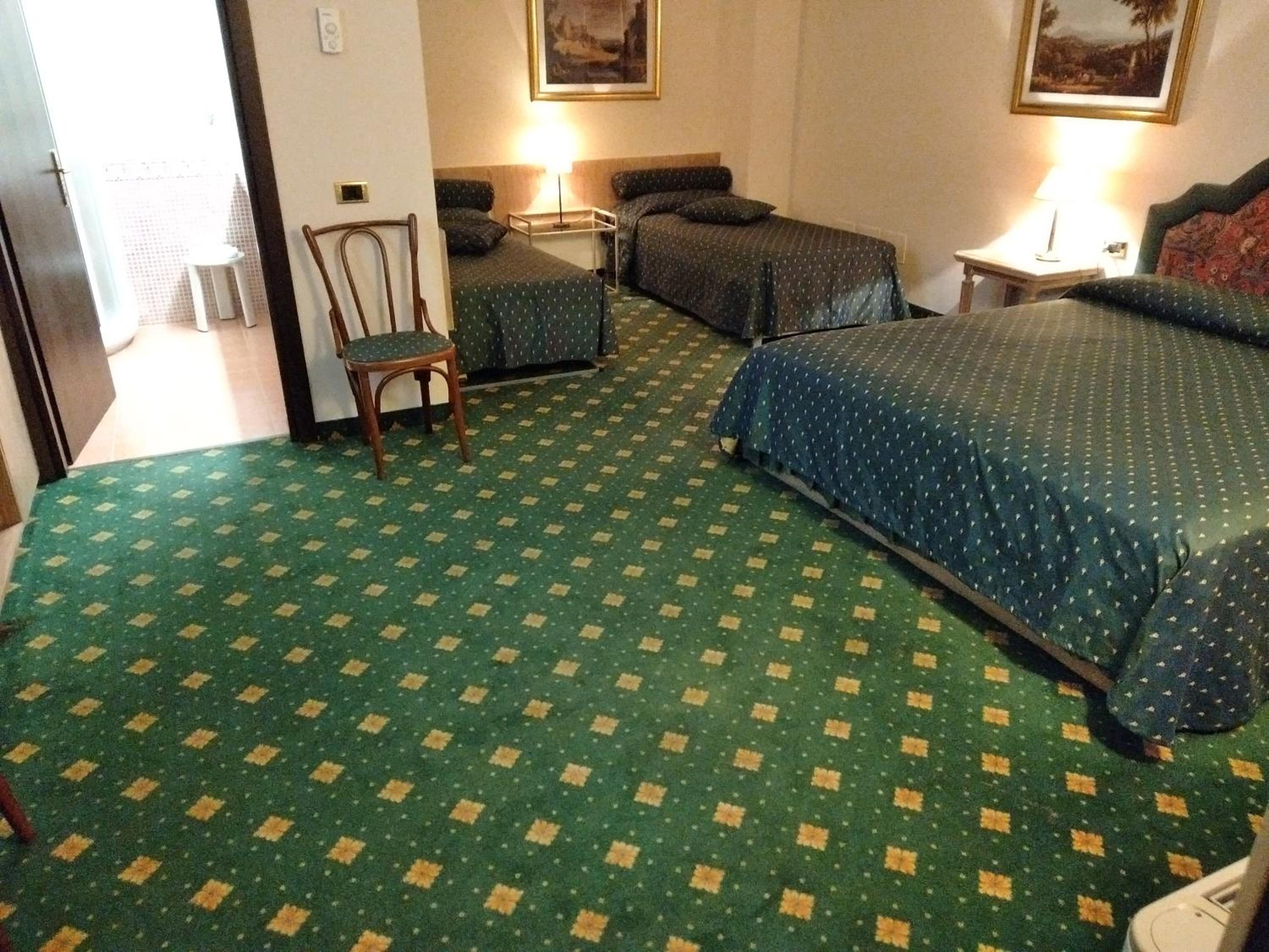 Superior Triple Room - Photo 3