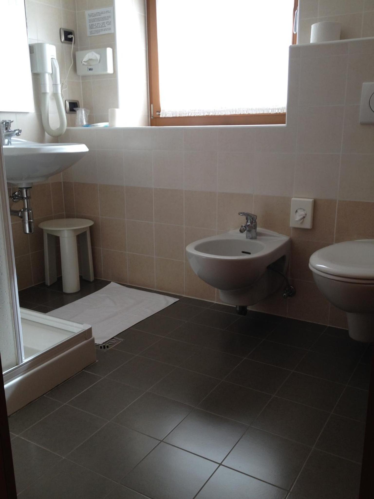 Classic Double Room - Photo 6