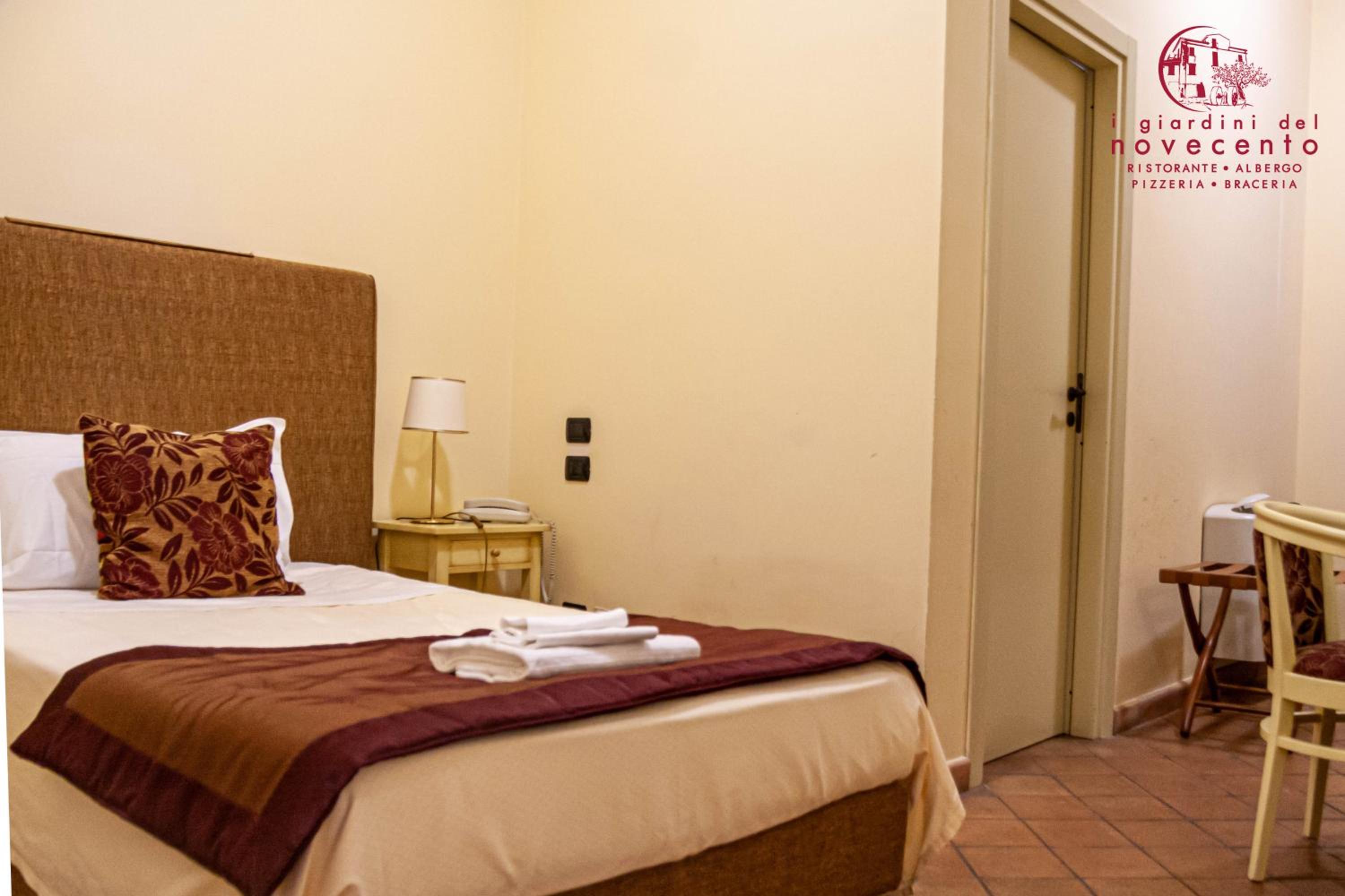 Deluxe Single Room photo 3