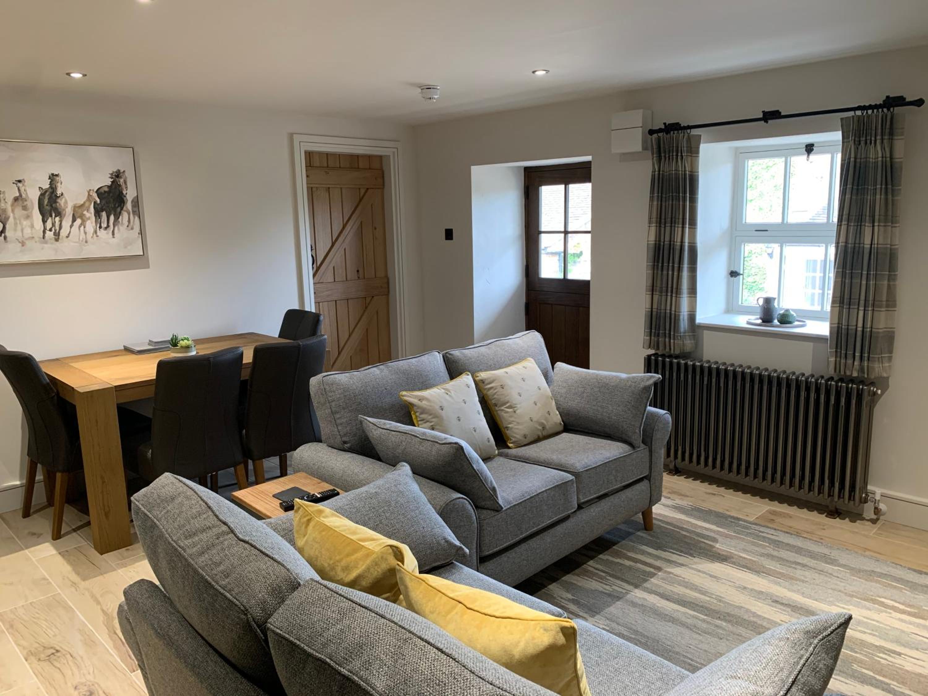 Two-Bedroom Cottage (The Stables) - Photo 7