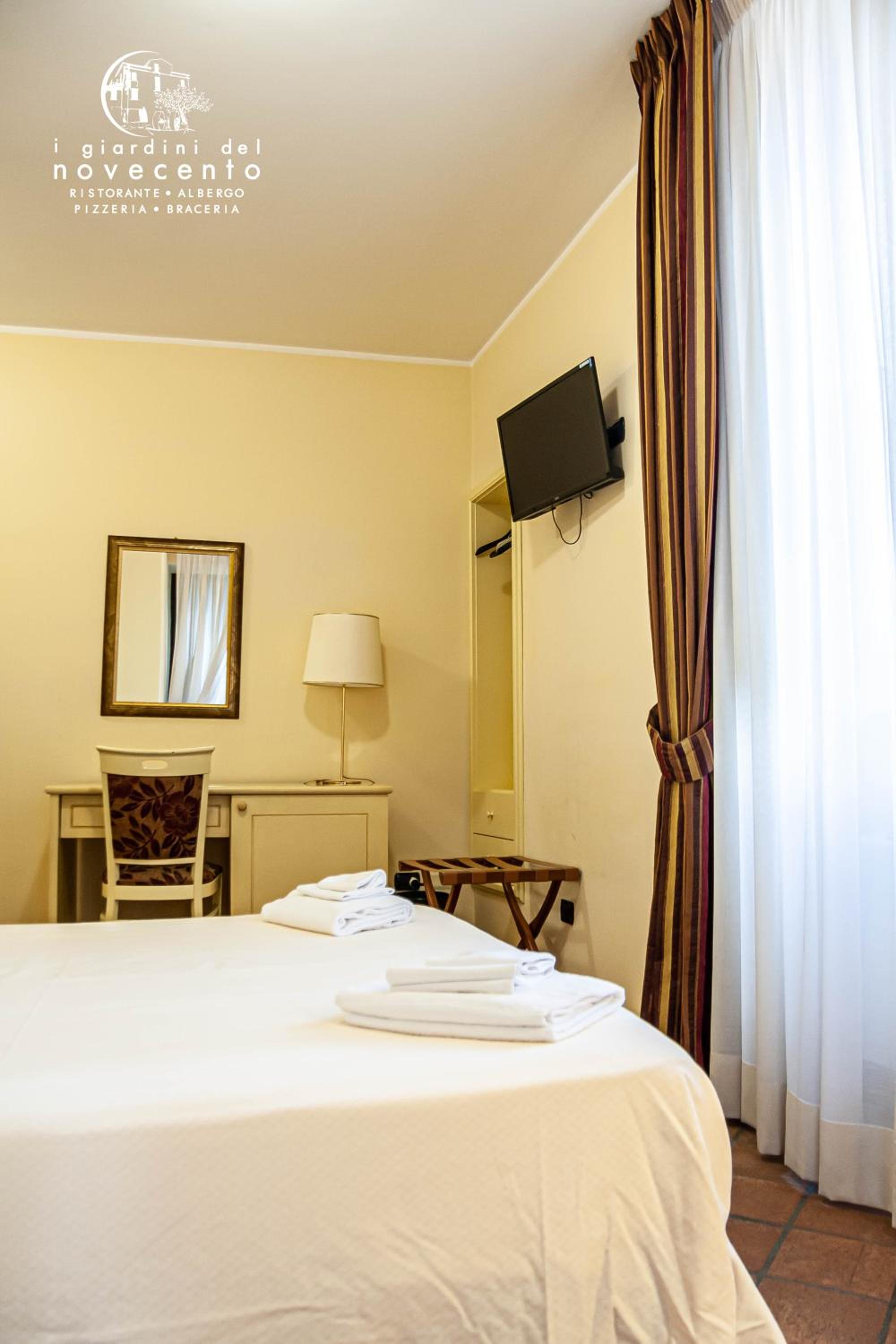 Deluxe Double Or Twin Room With City View photo 1