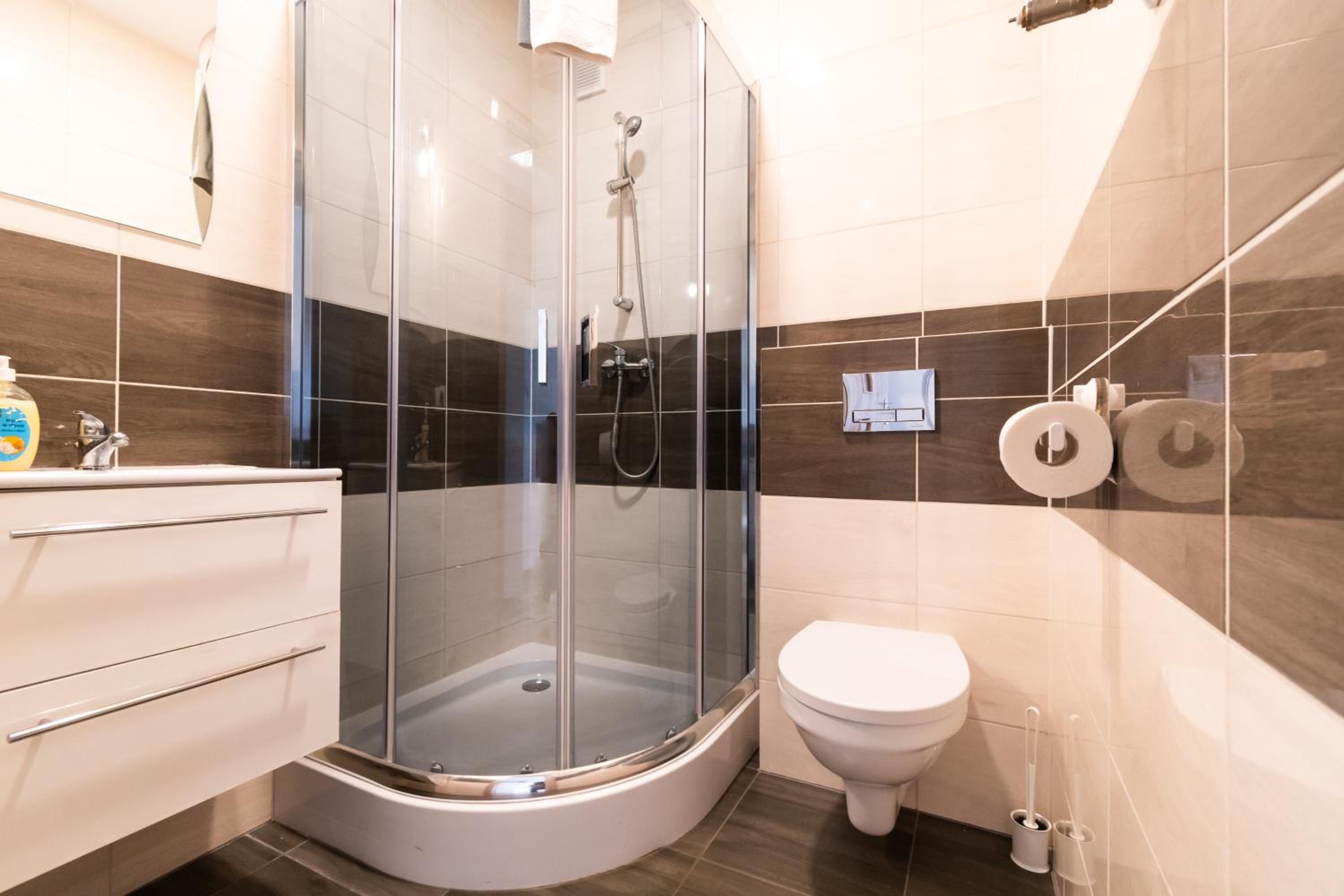 Standard Double Room - Photo 27