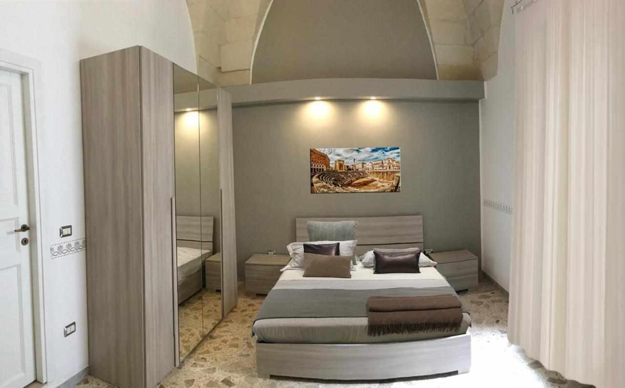 Deluxe Double Room - Photo 13