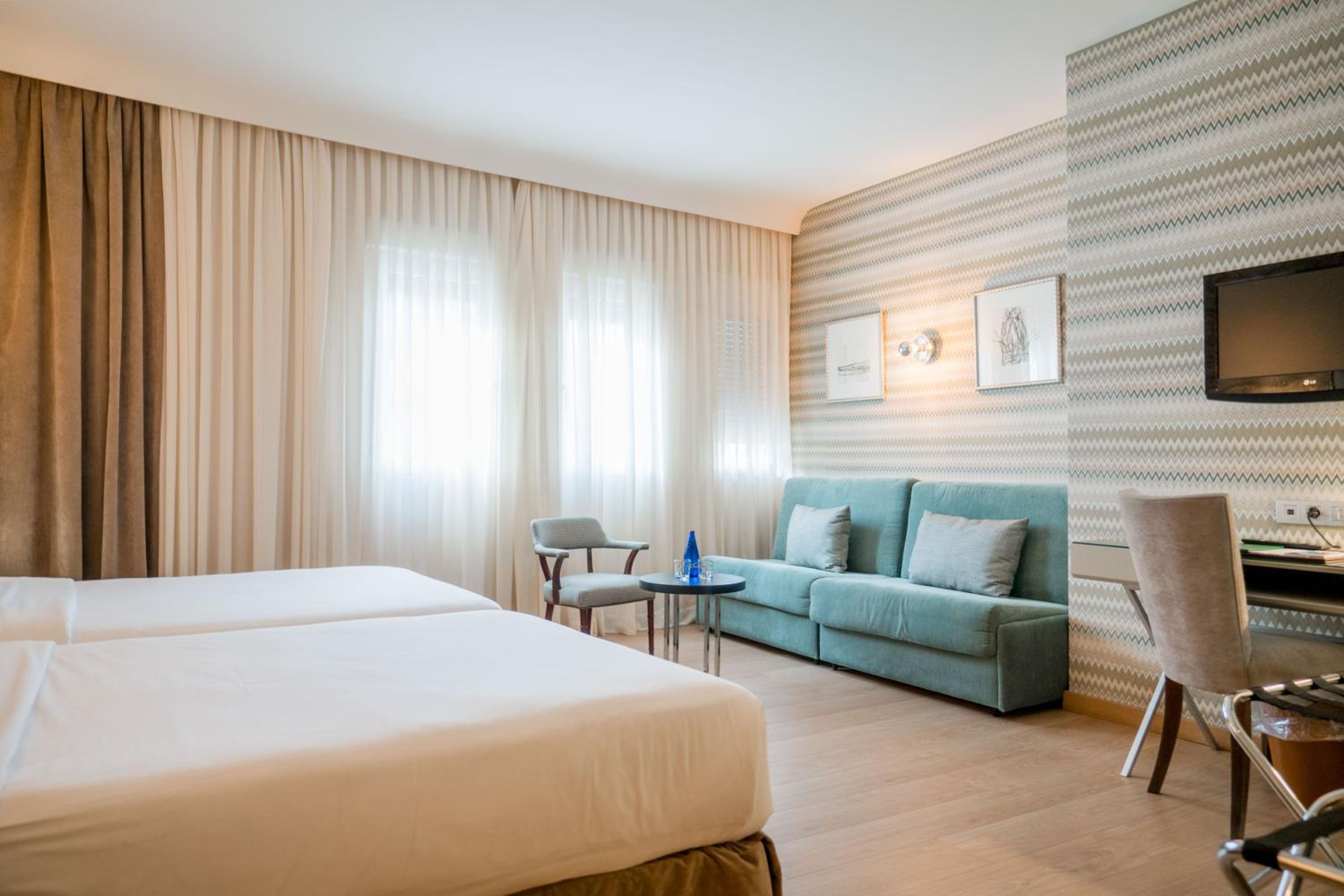 Triple Room - Photo 7