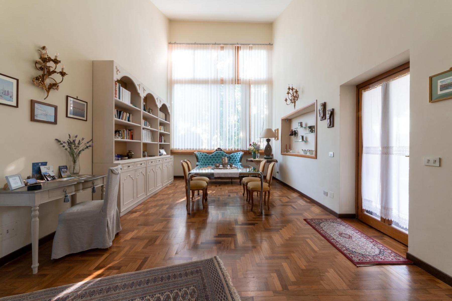 Apartment with Garden View - Photo 28