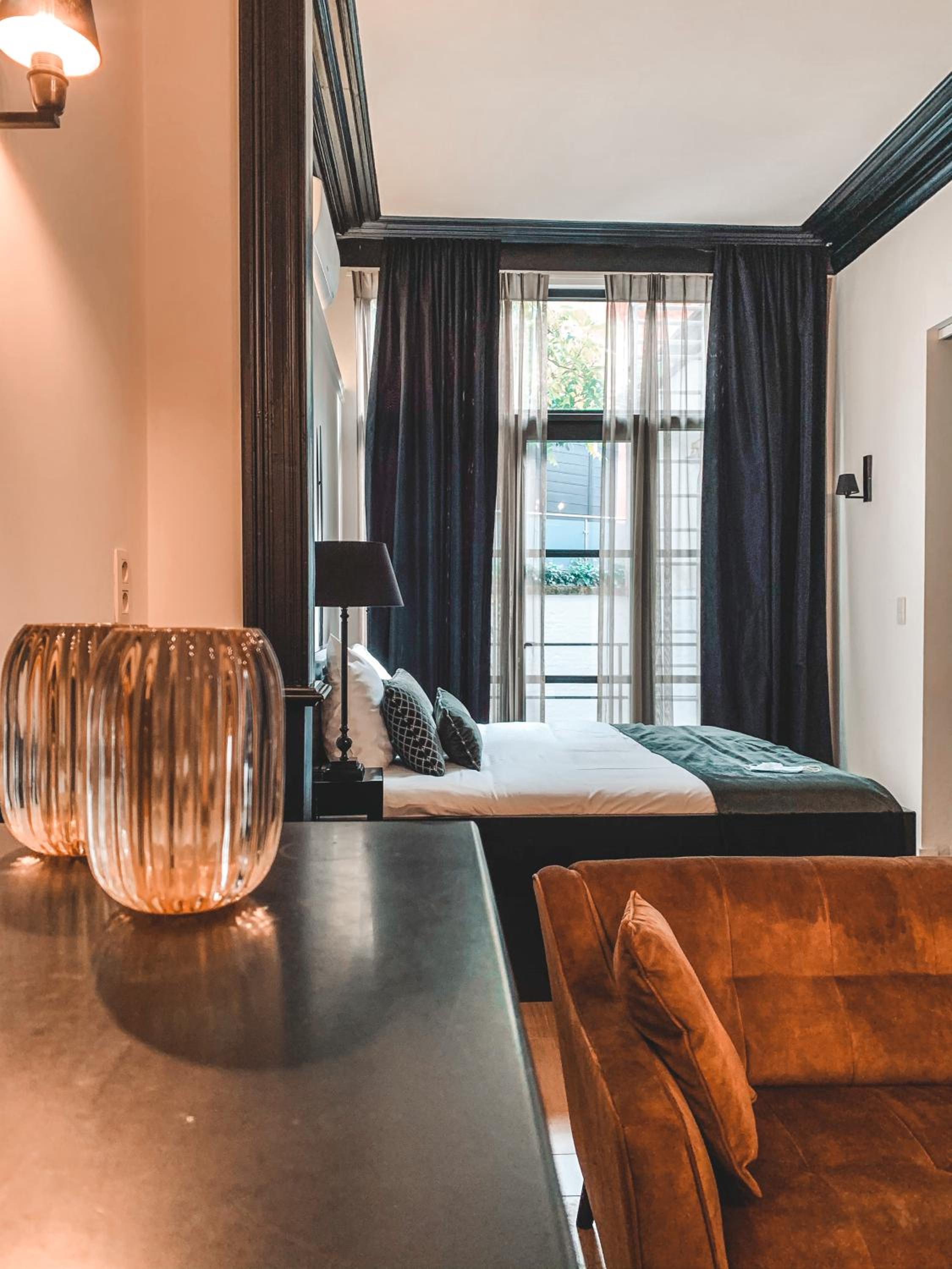 Deluxe Suite - Photo 1