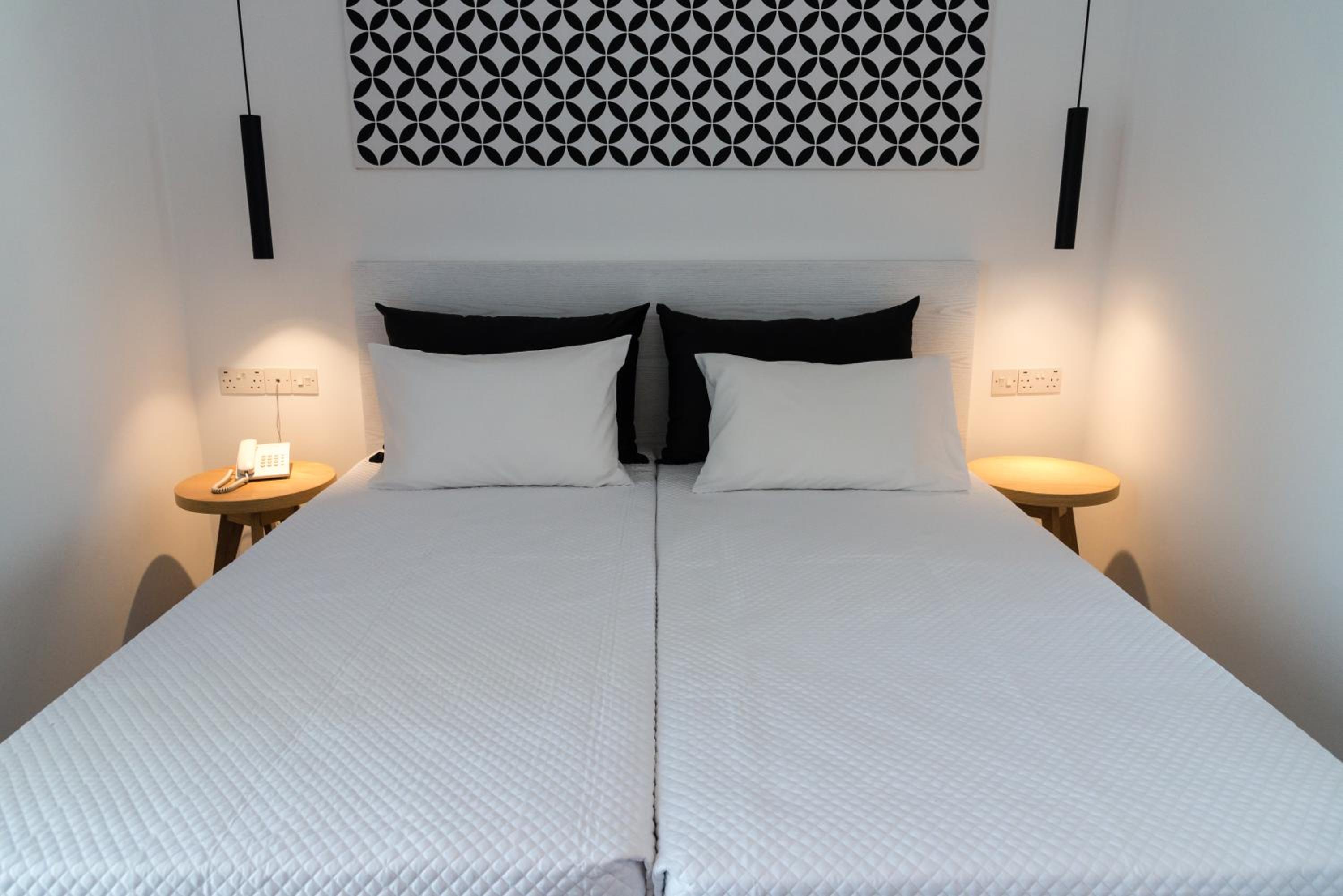 Premium One-Bedroom Apartment with Inland View