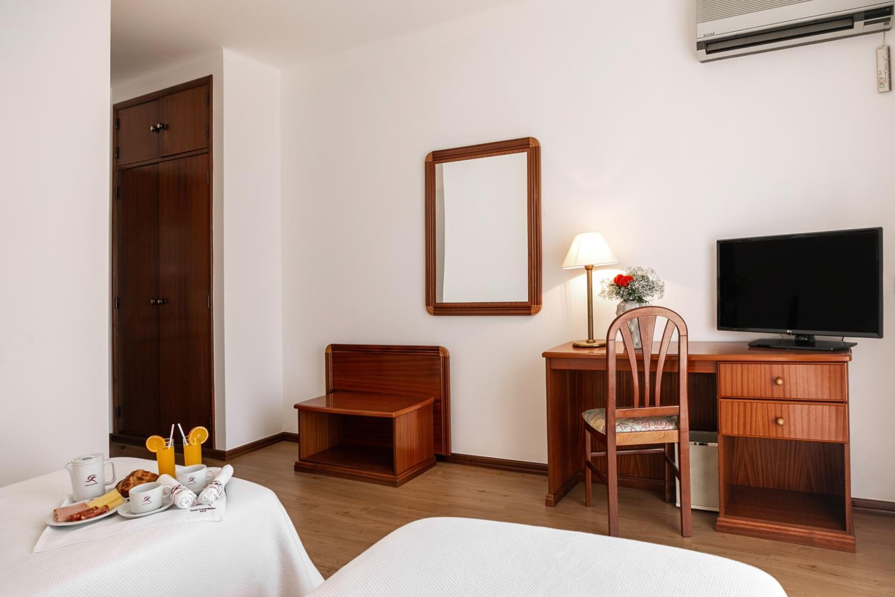 Double Room - Photo 12