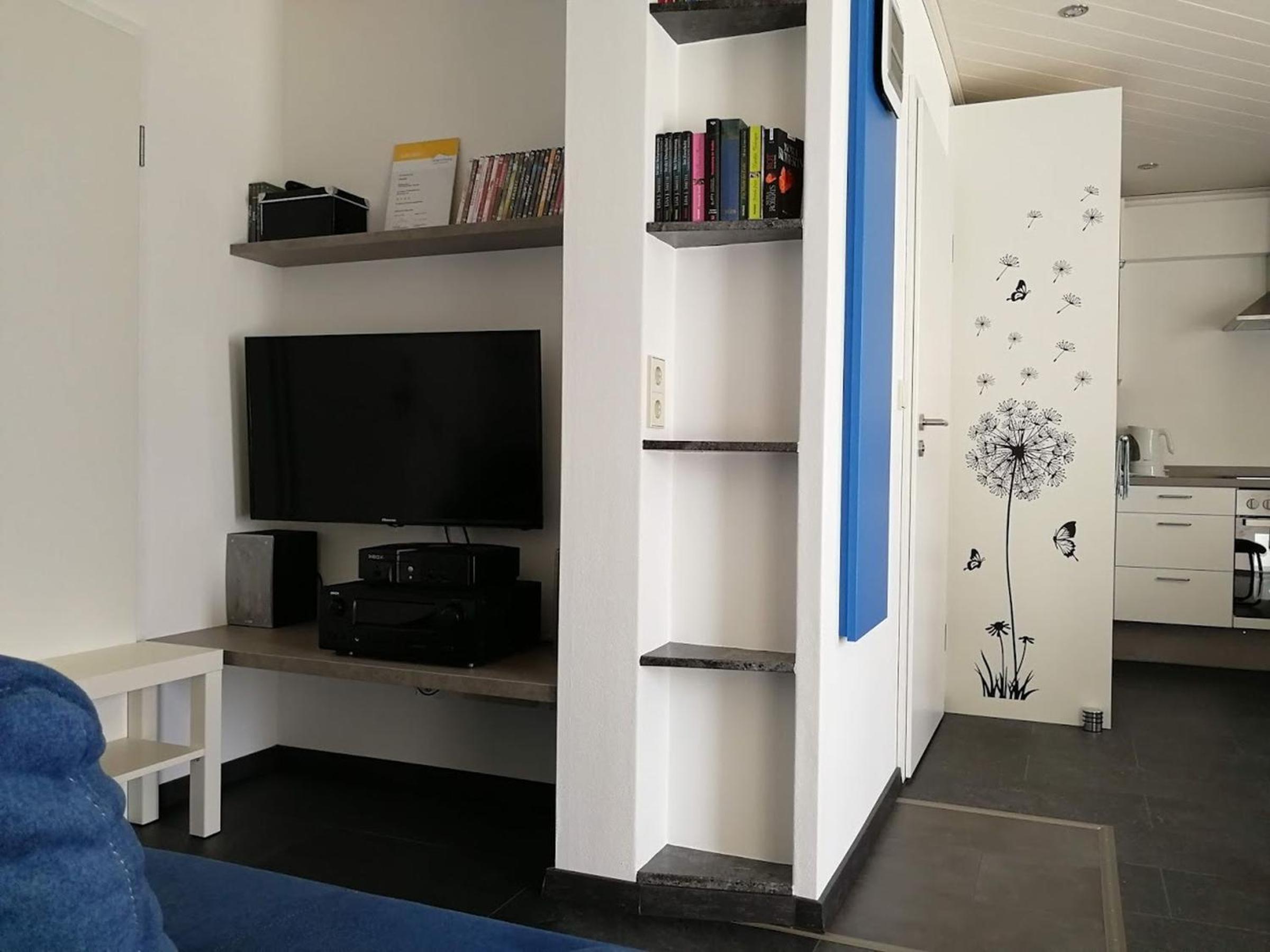 One-Bedroom Apartment with Garden View photo 3