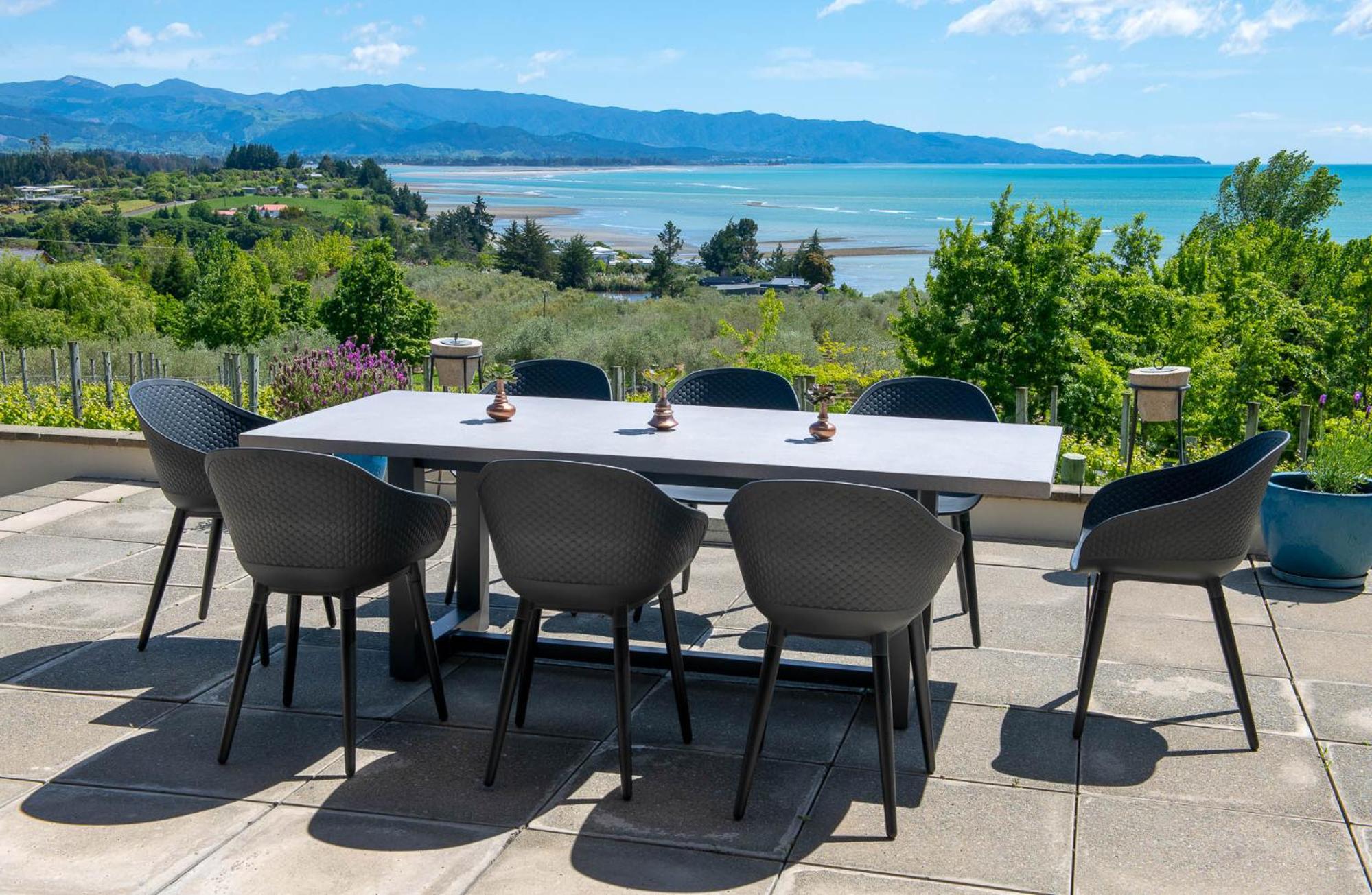 King Suite with Sea View photo 3