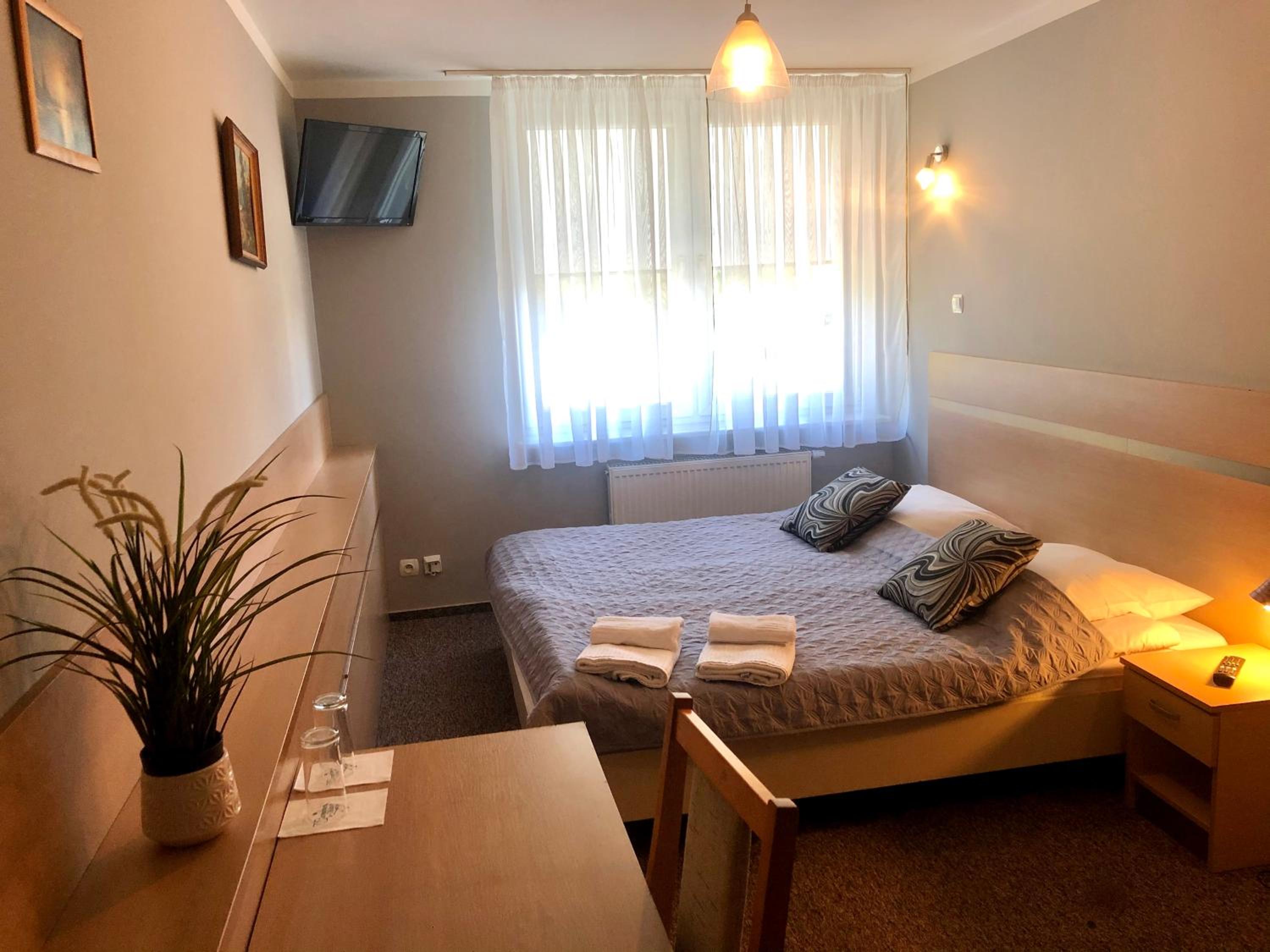 Twin Room - Photo 29