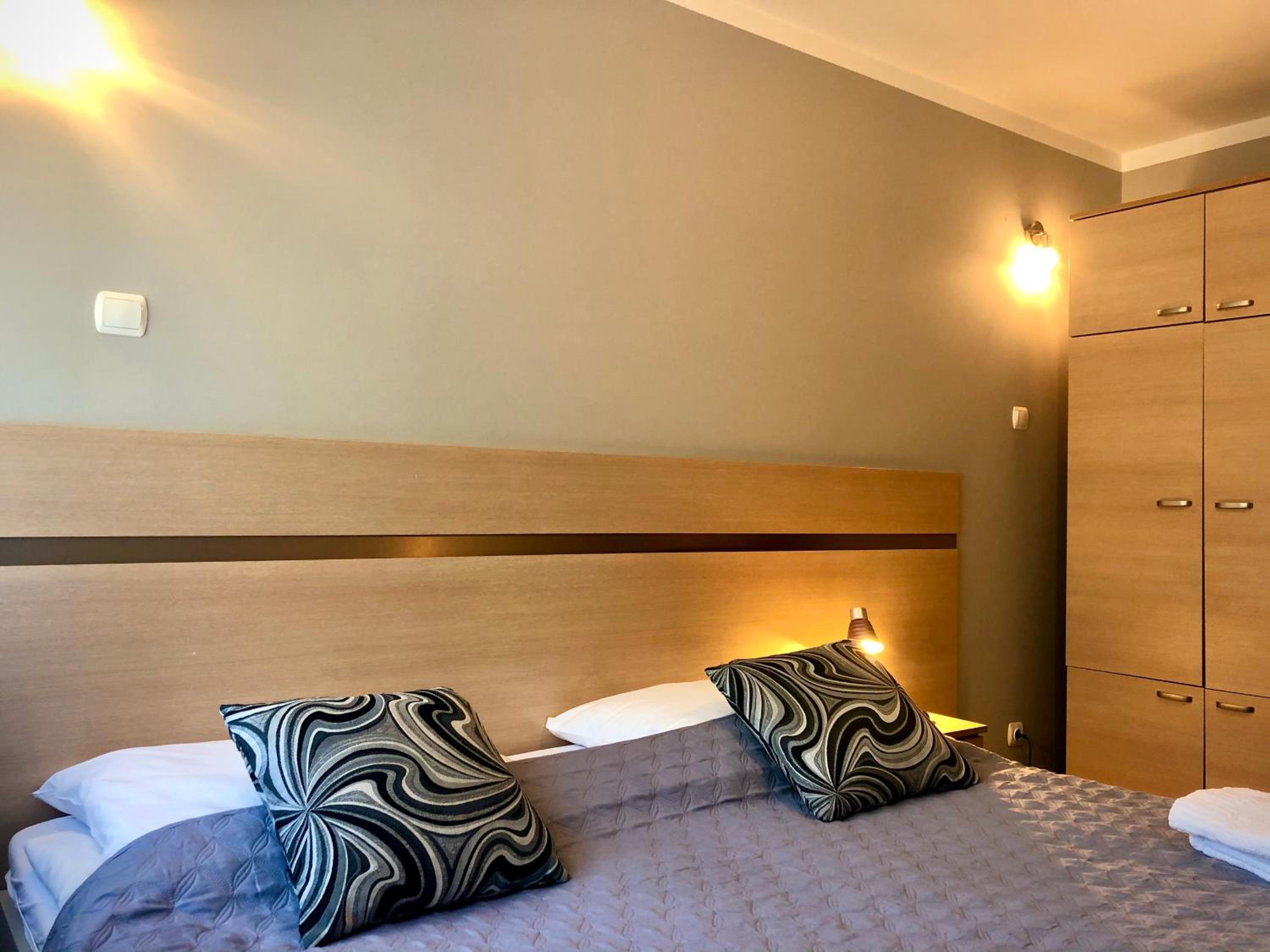 Twin Room - Photo 78