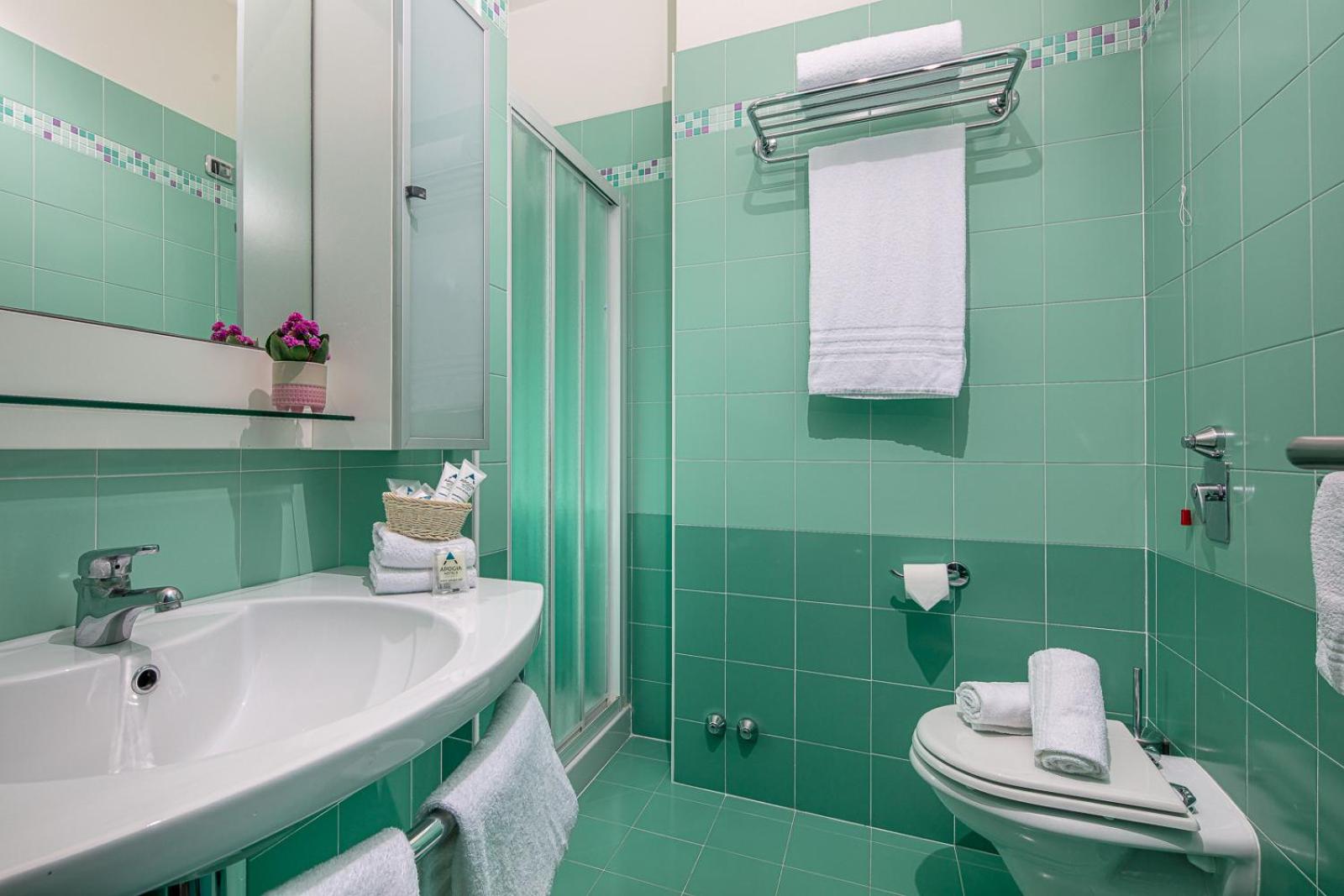 Basic Double Room - Photo 4