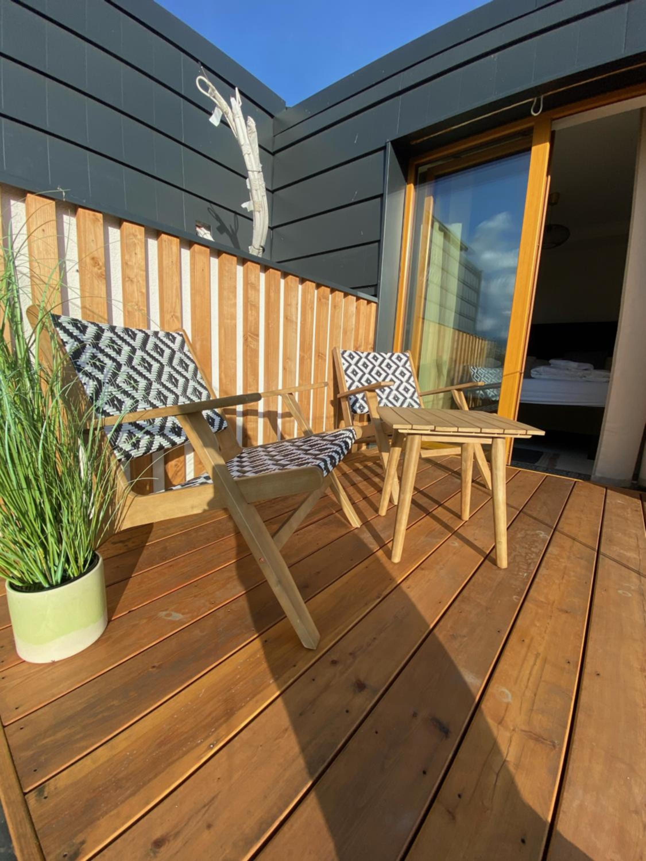 Deluxe Double Room with Balcony - Photo 2