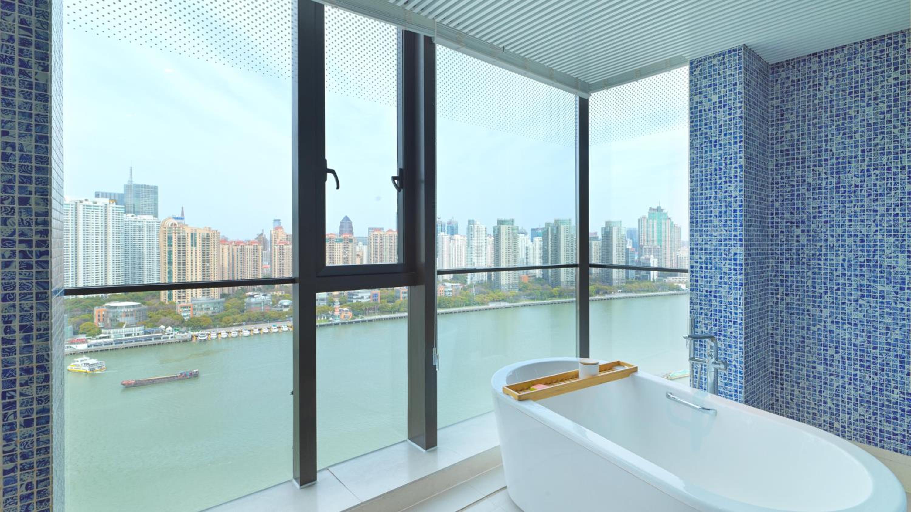 Premium King Room with River View
