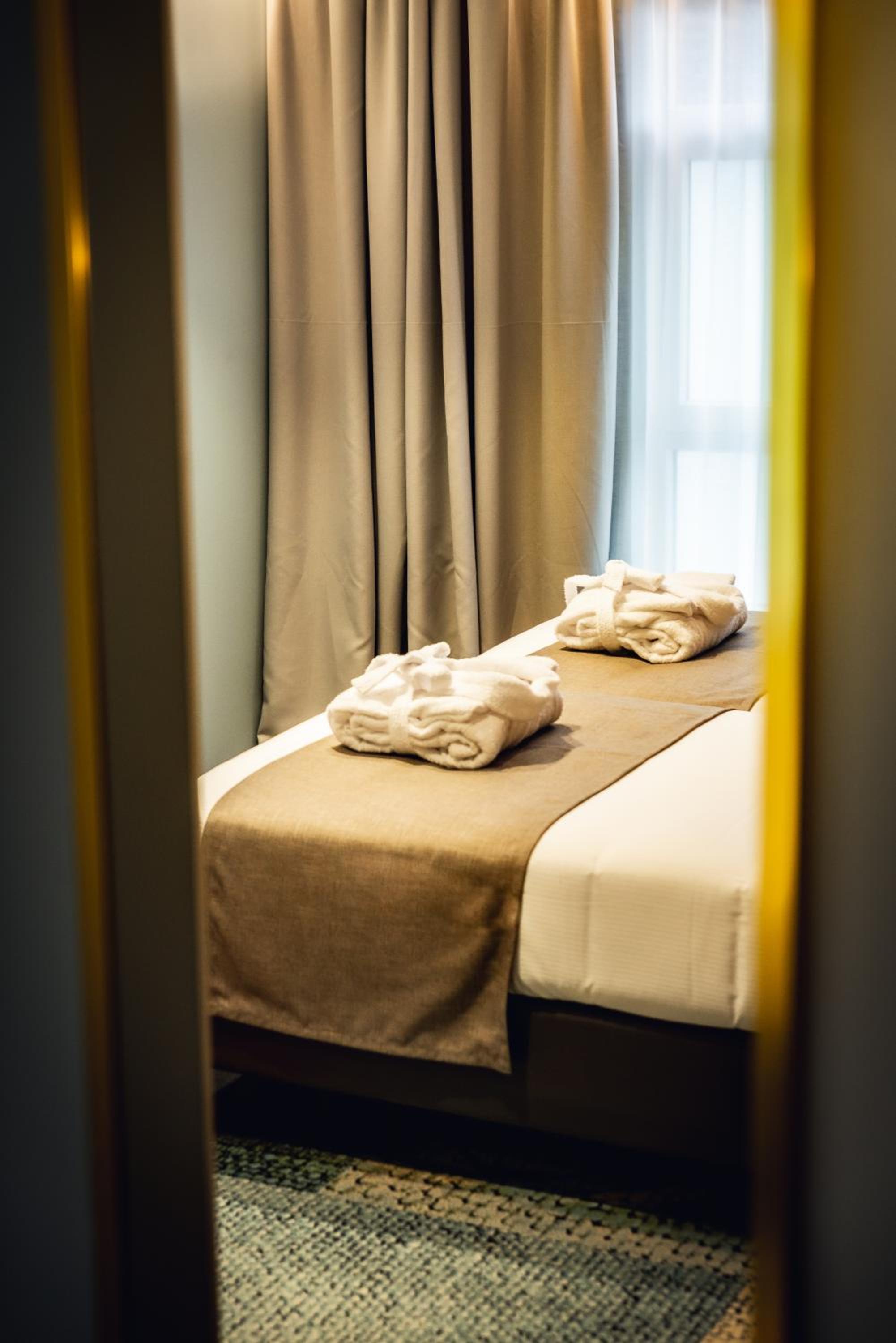 Comfort Twin Room - Non-Smoking - Photo 15