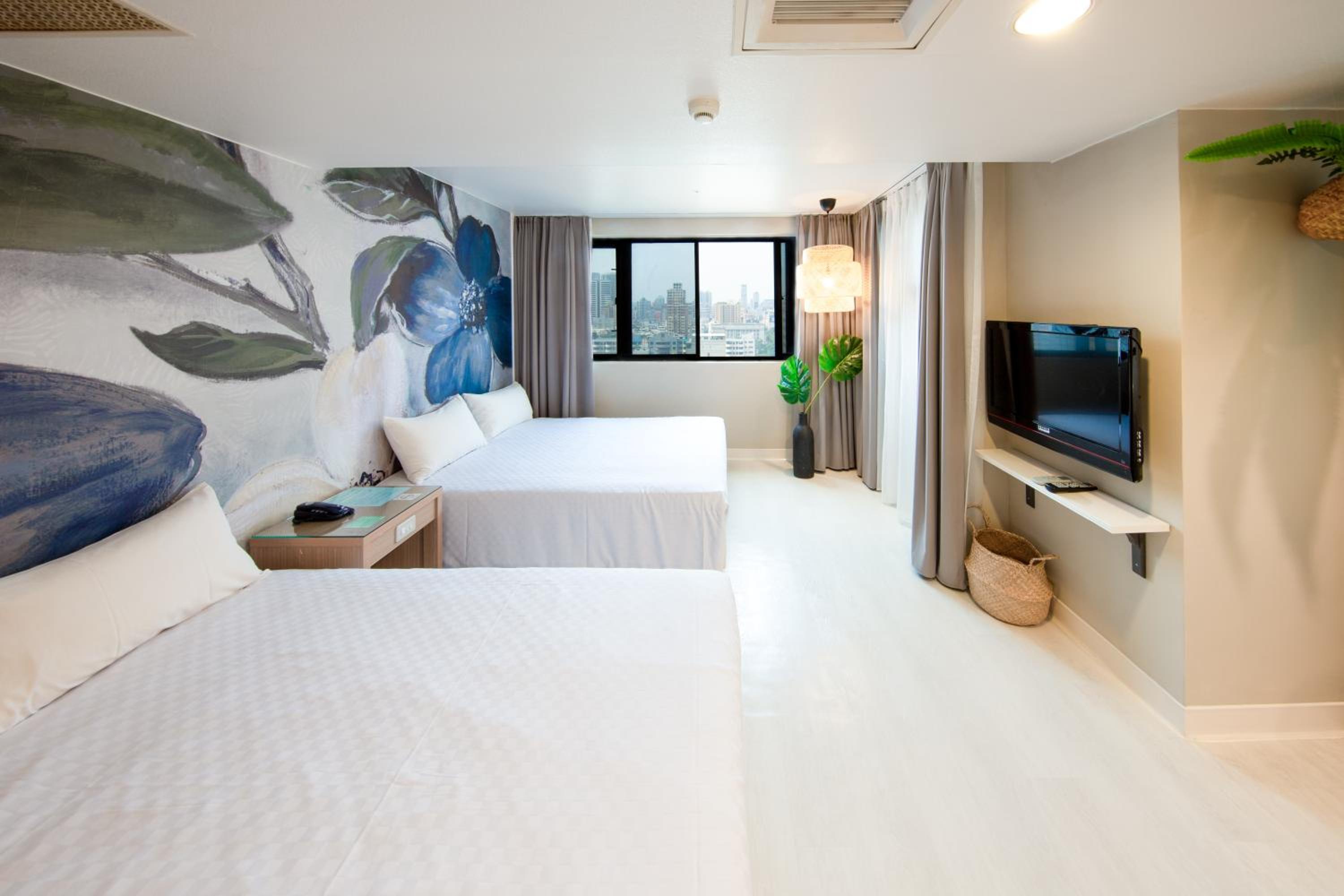 Deluxe Quadruple Room