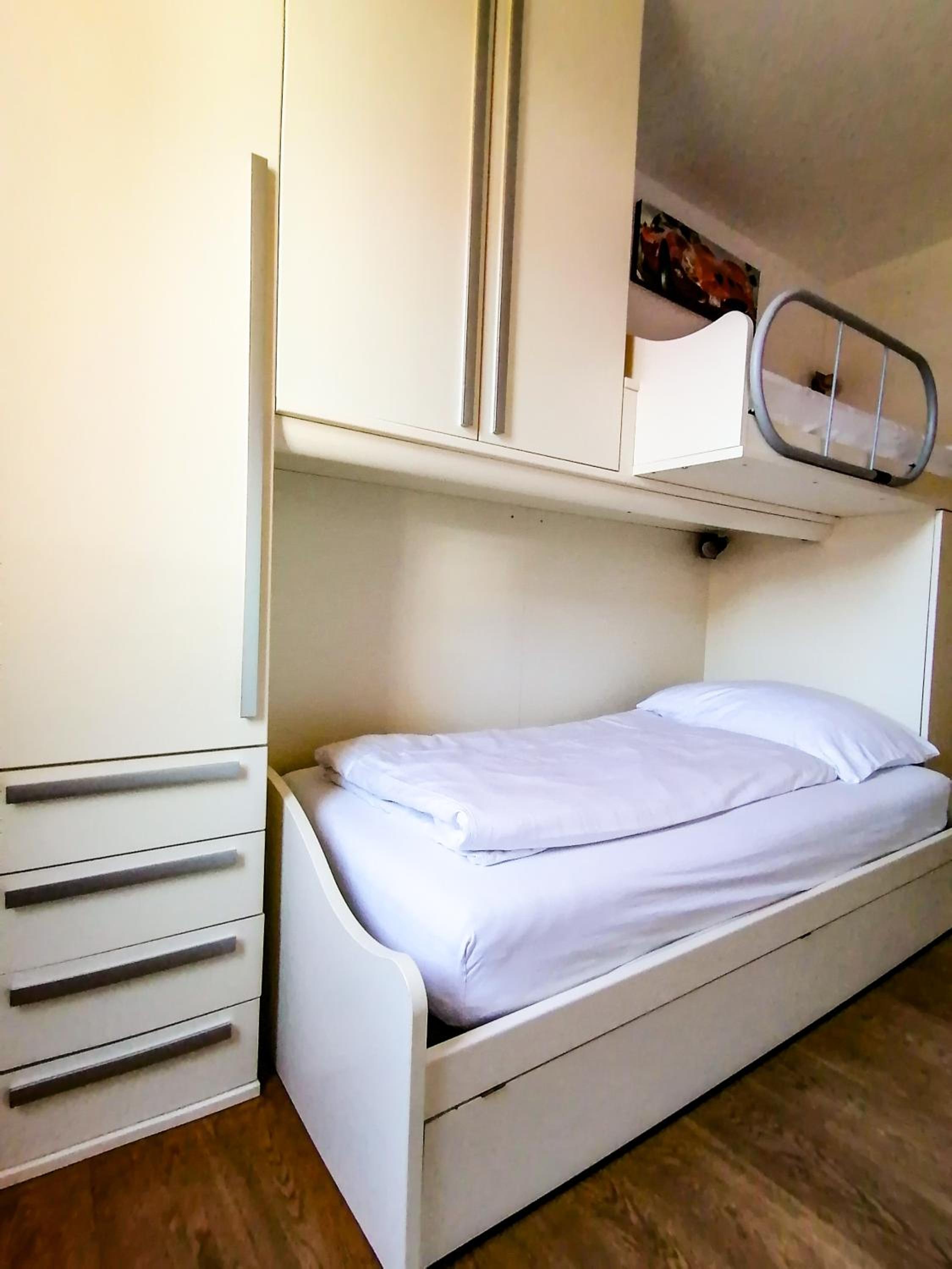 Standard Two-Bedroom Apartment with Balcony photo 2