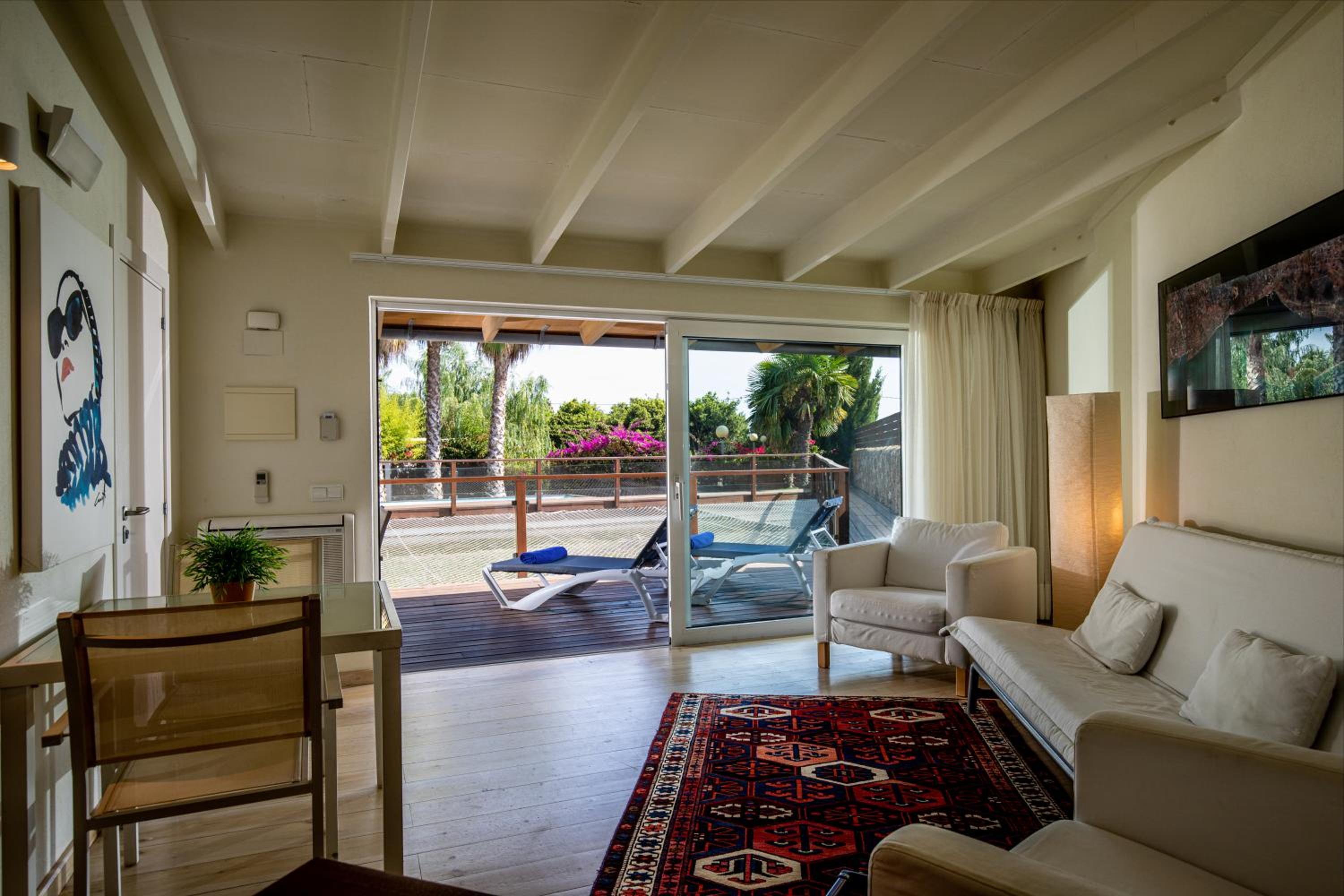 Habitación Cuádruple Deluxe con Piscina Privada