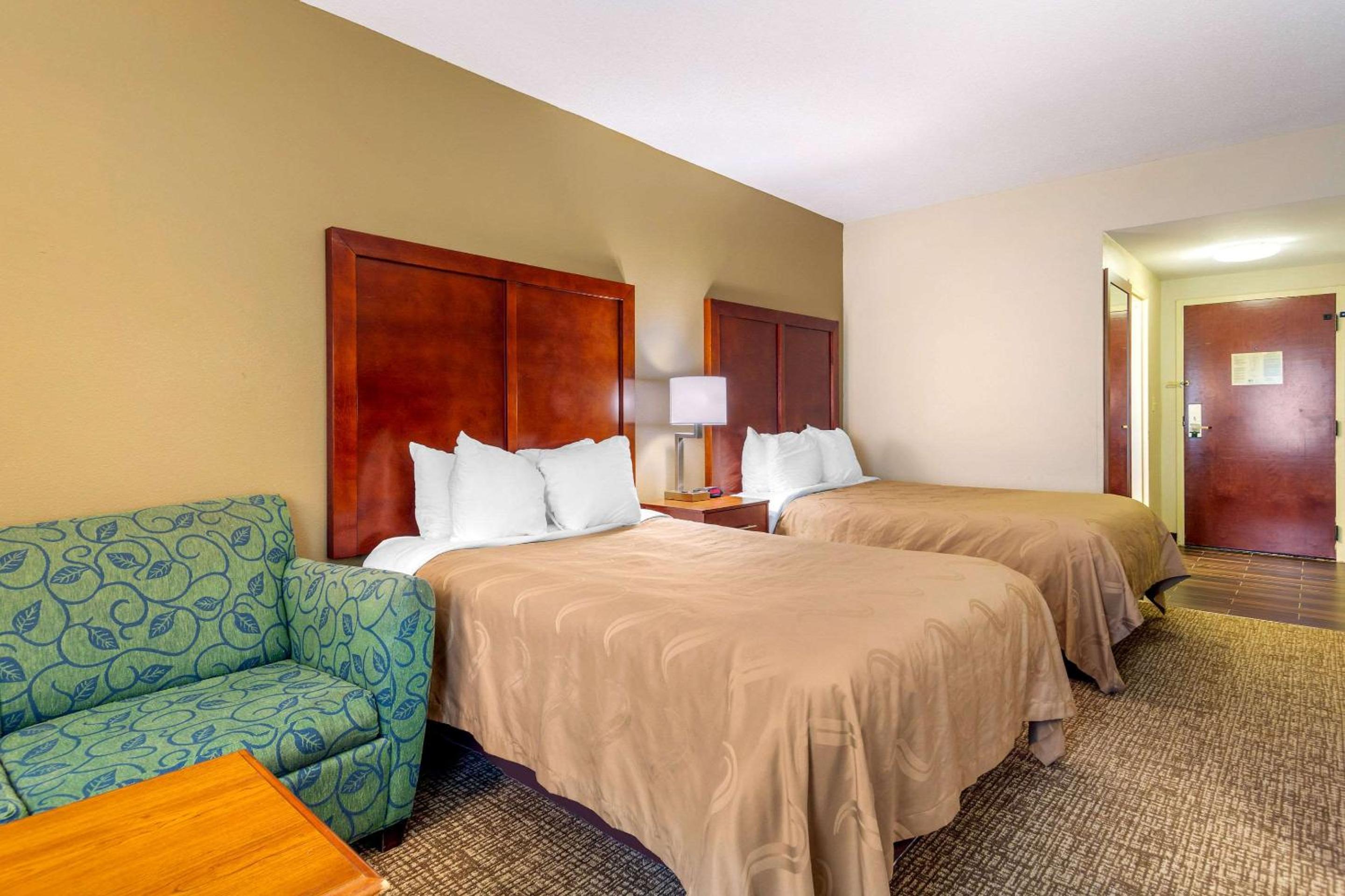Double Room with Two Double Beds - Non-Smoking - Photo 1