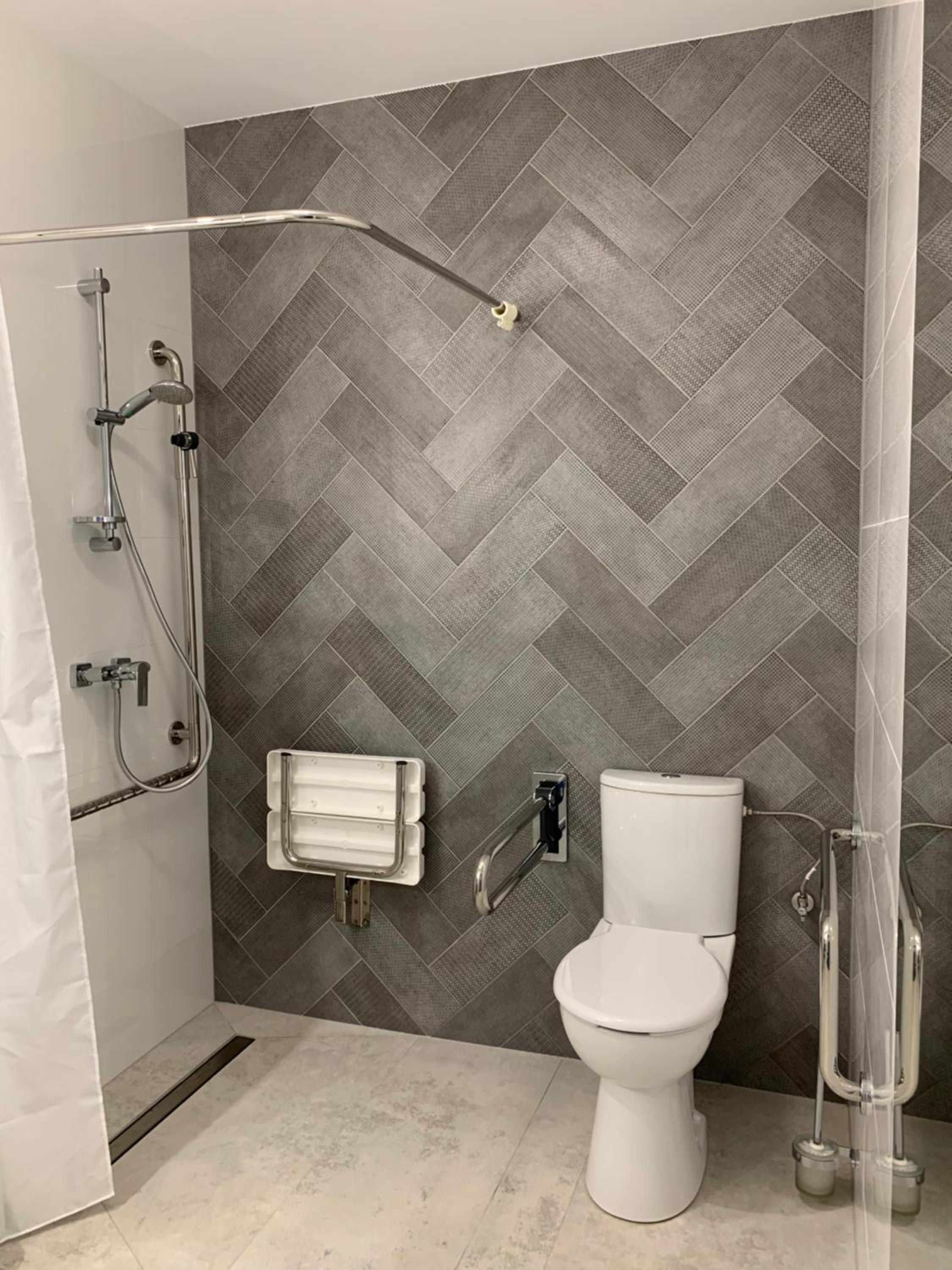 Double Room - Disability Access - Photo 11