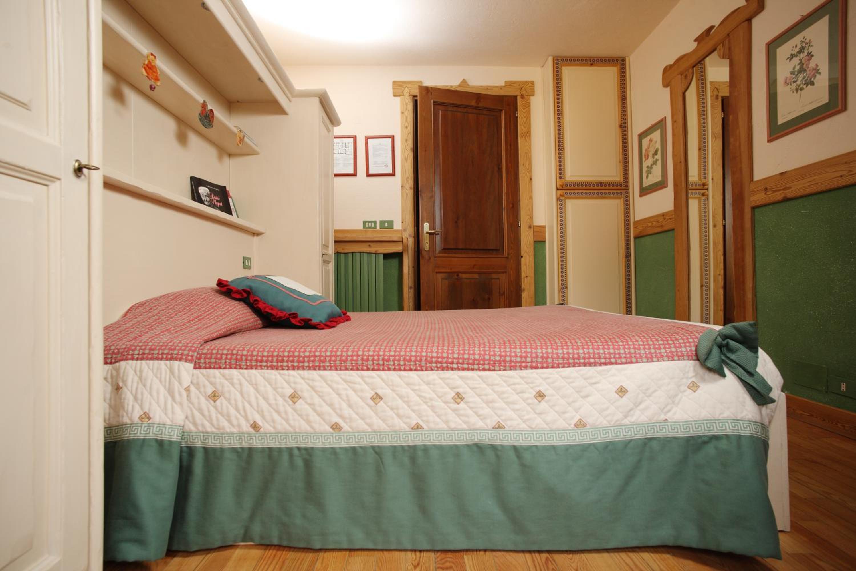 Economy Double Room - Photo 4