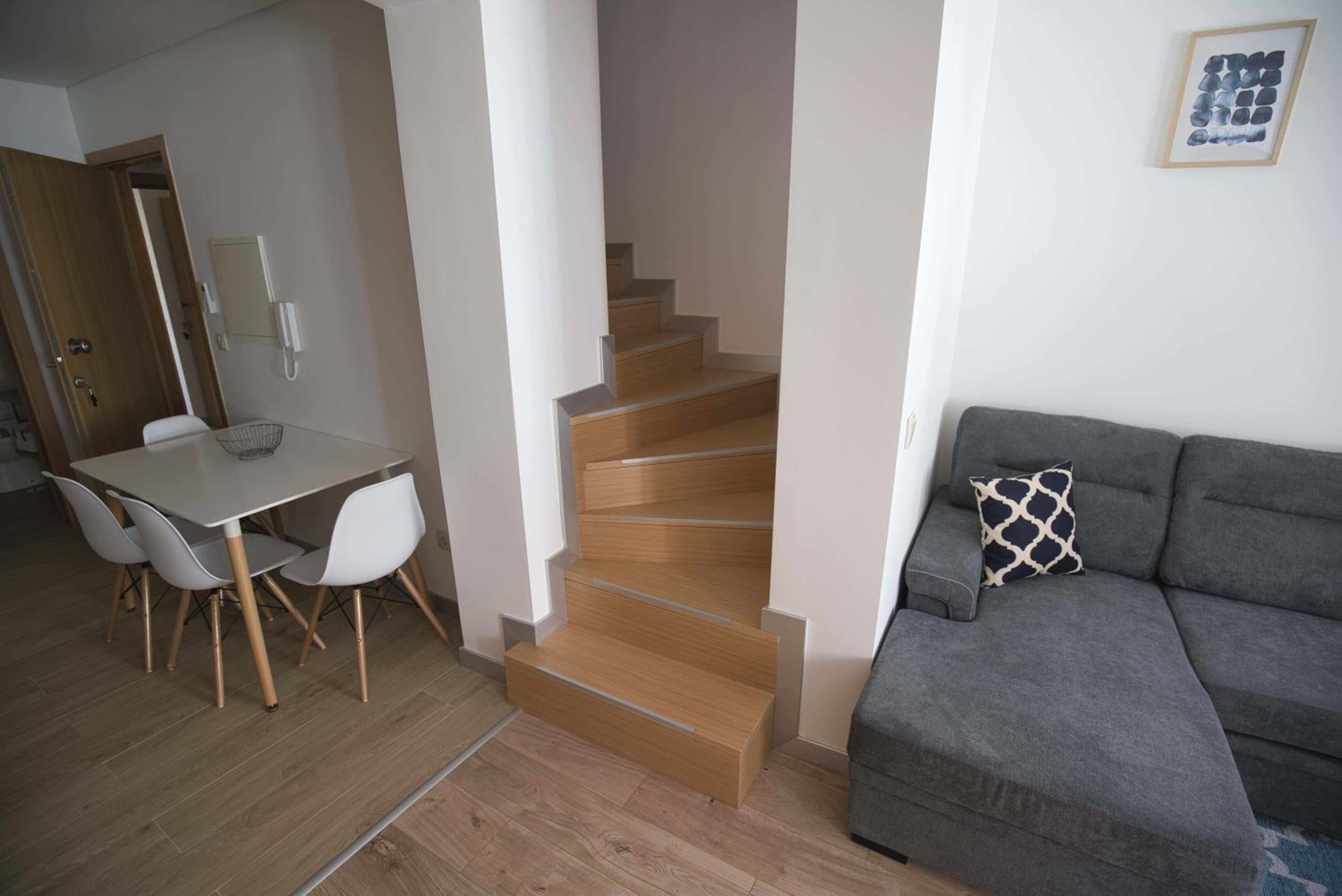 Duplex Apartment - Photo 5