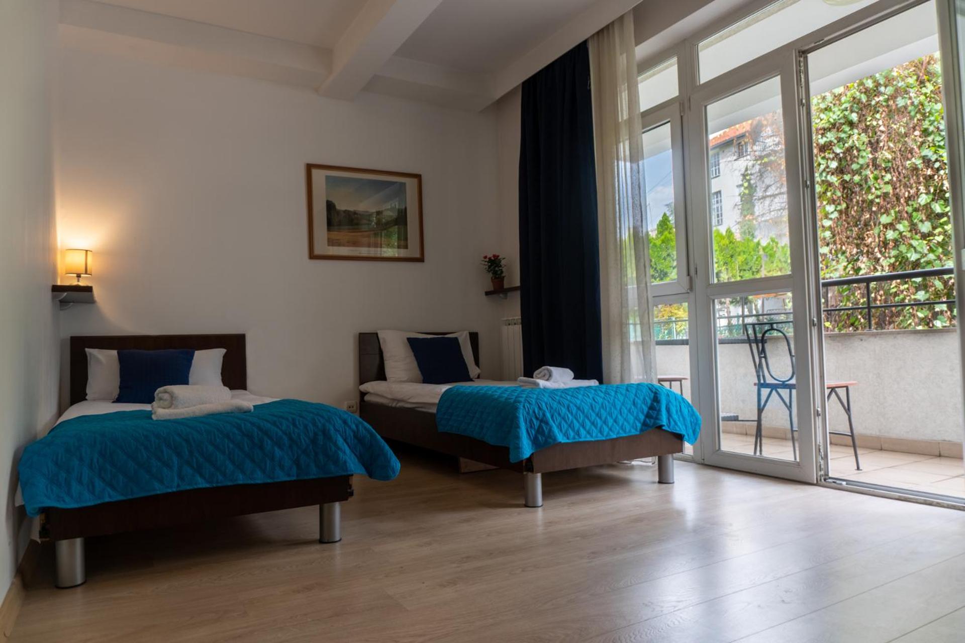 Two-Bedroom Family Apartment with Kitchen and Terrace photo 1