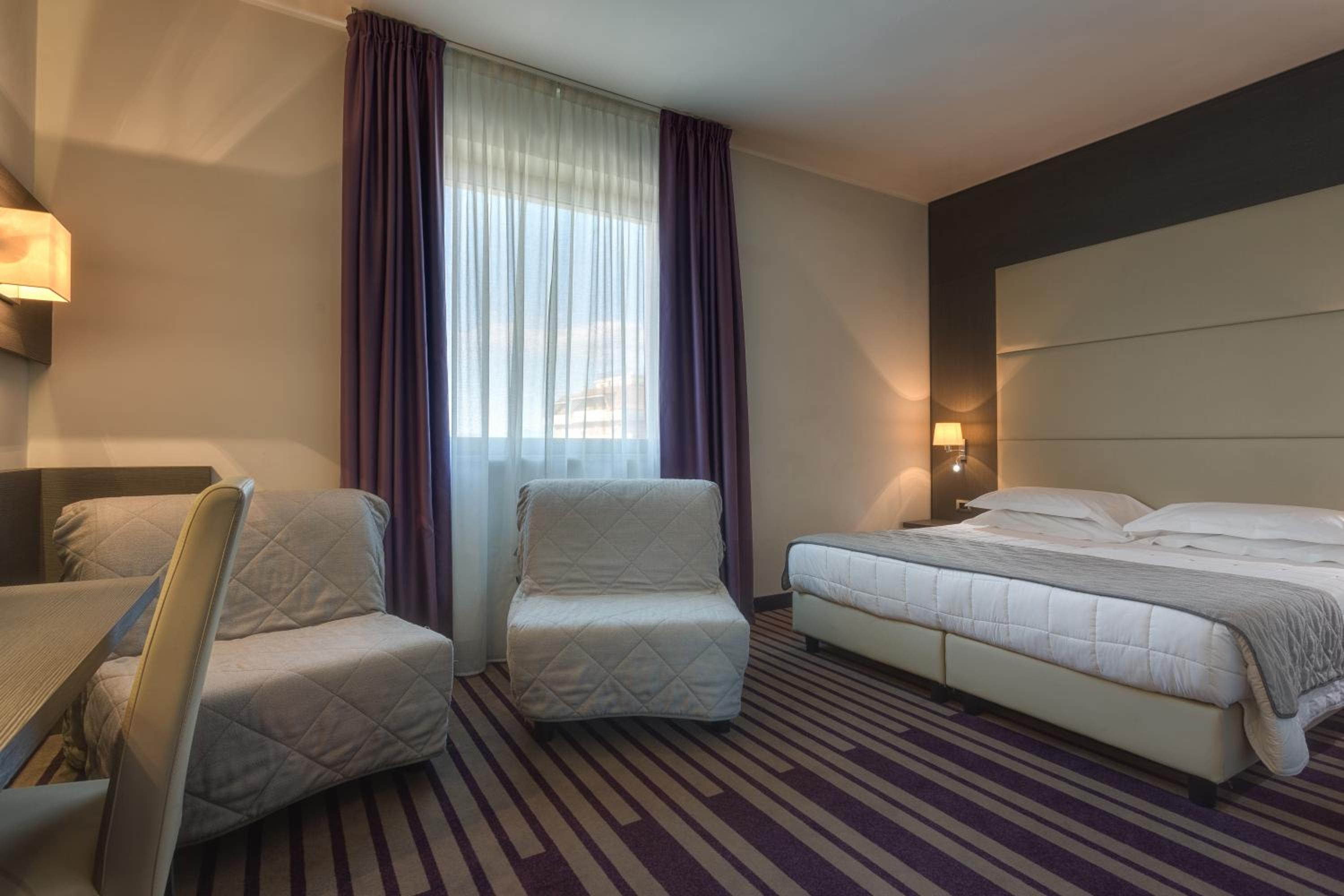 Triple Room photo 2