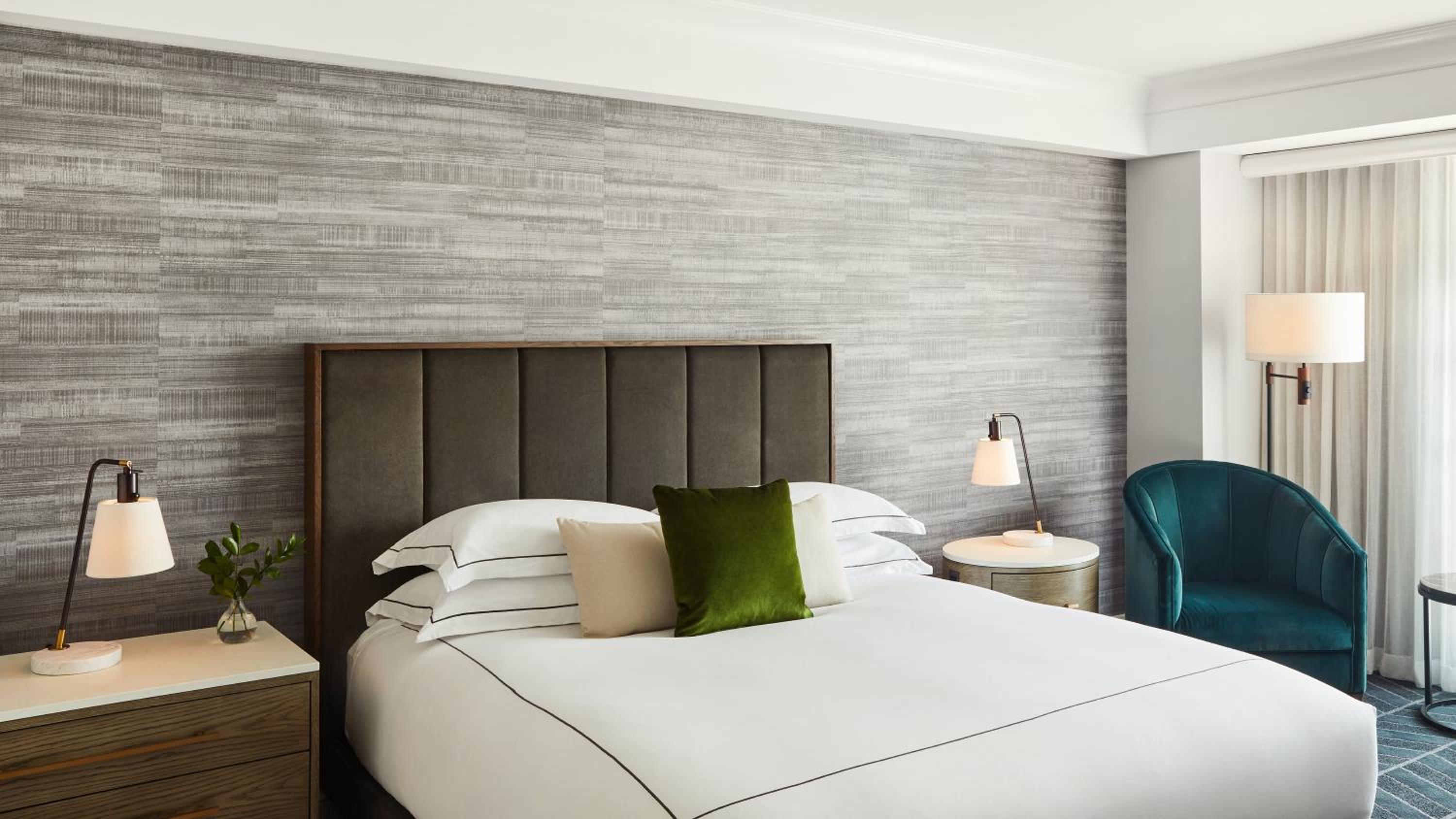 Essential King Room with Courtyard View - Photo 8