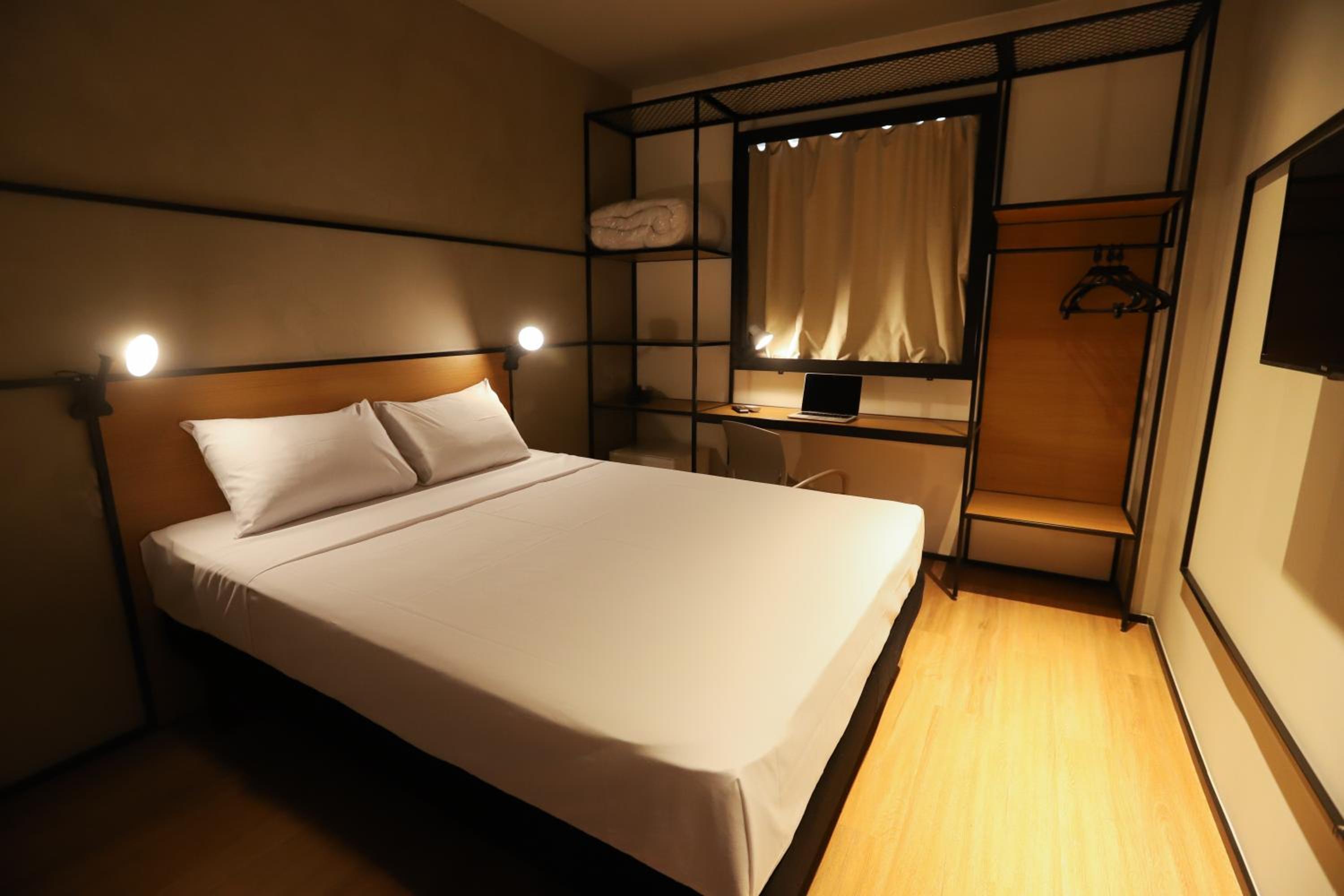 Standard Double Room - Disability Access photo 2