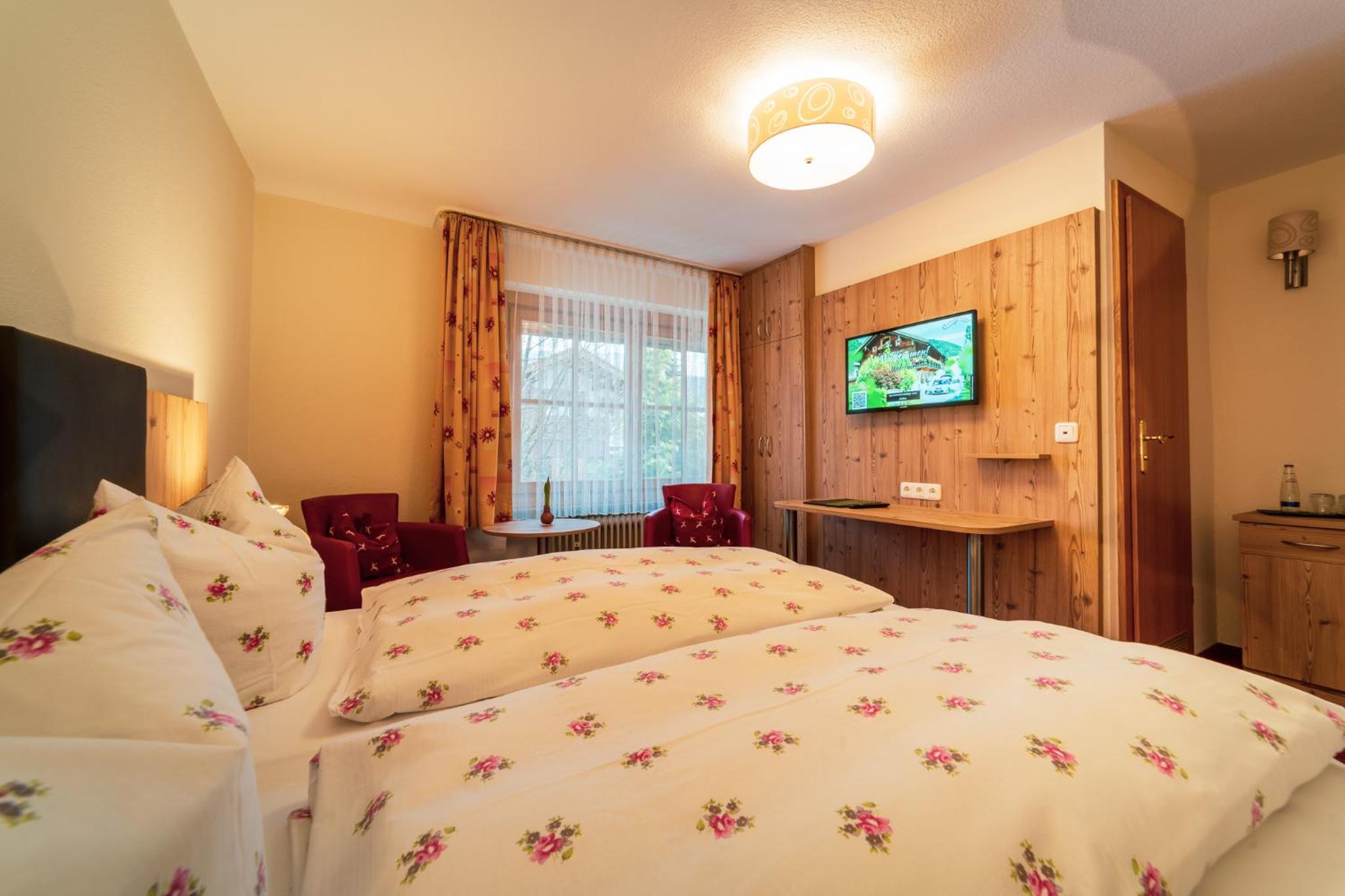 Double Room - Photo 17