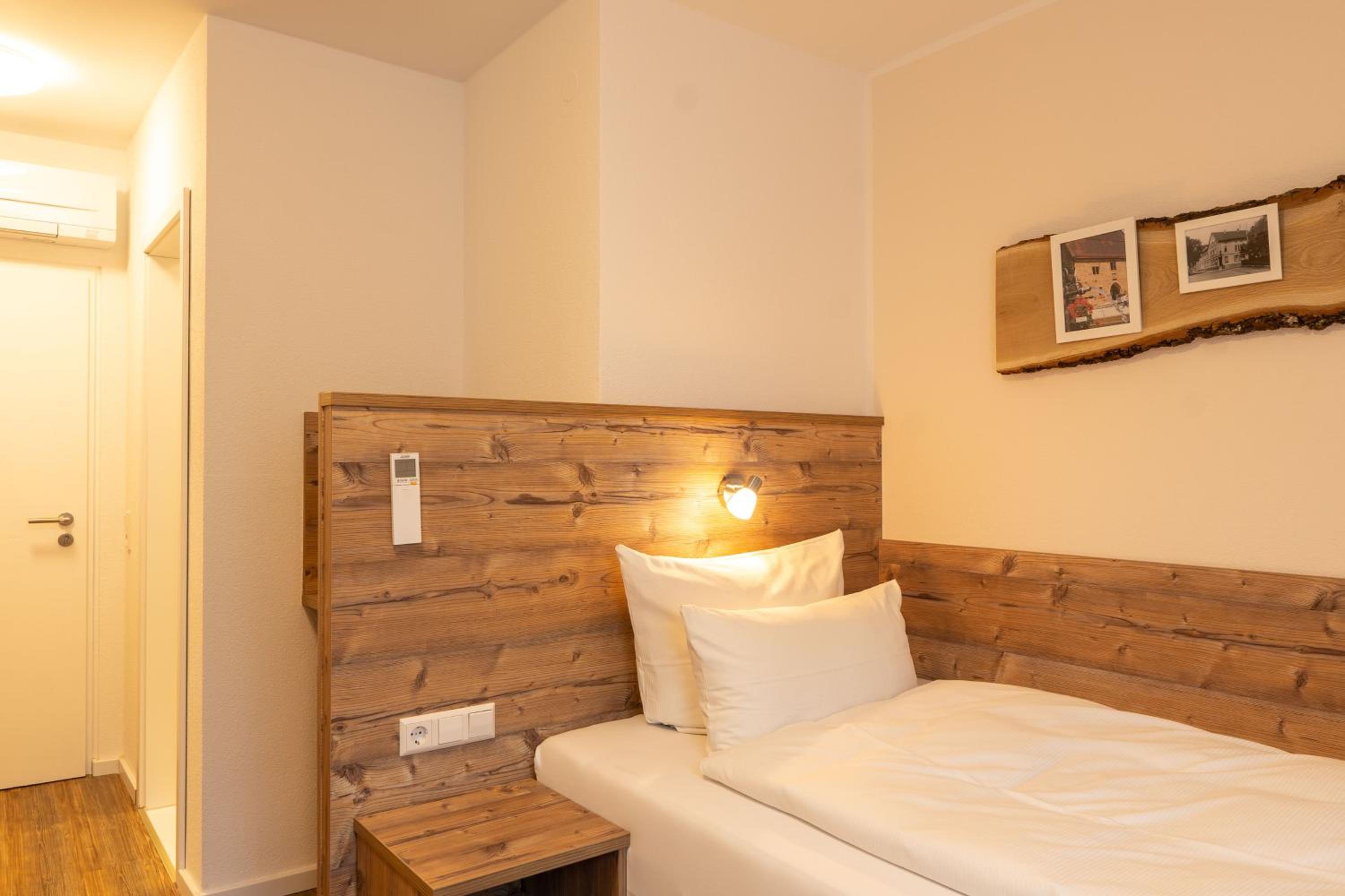 Economy Single Room