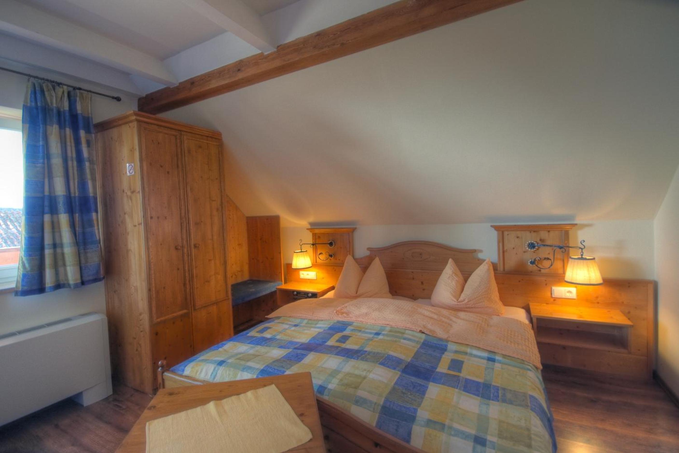 Double Room with Balcony or Terrace - Photo 4