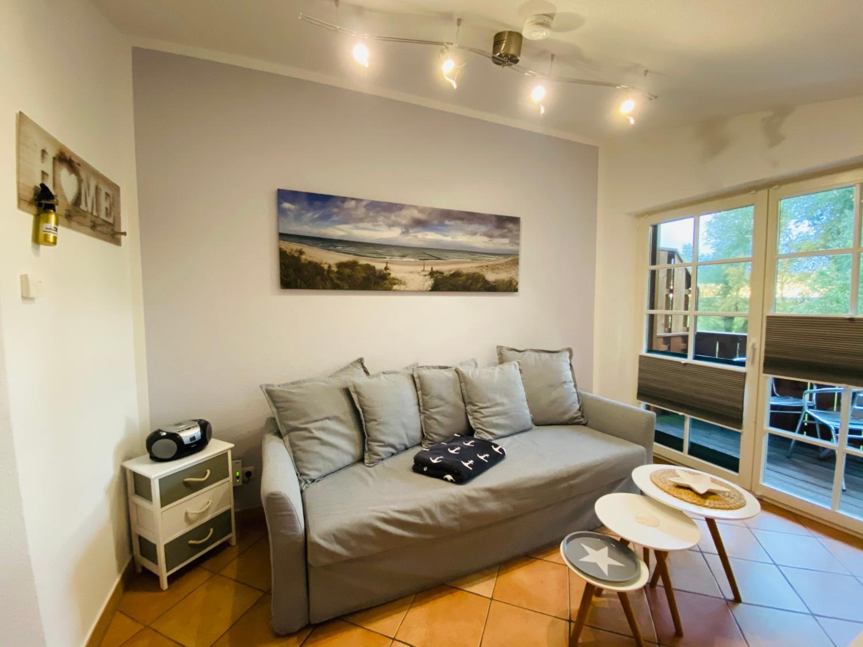 Apartment with Balcony photo 1
