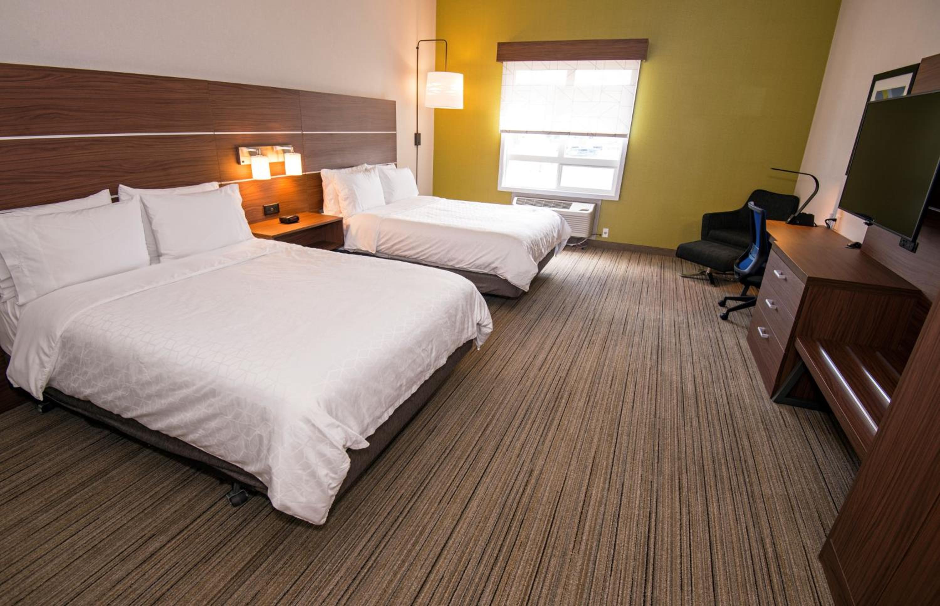 Standard Queen Room with Two Queen Beds - Photo 1