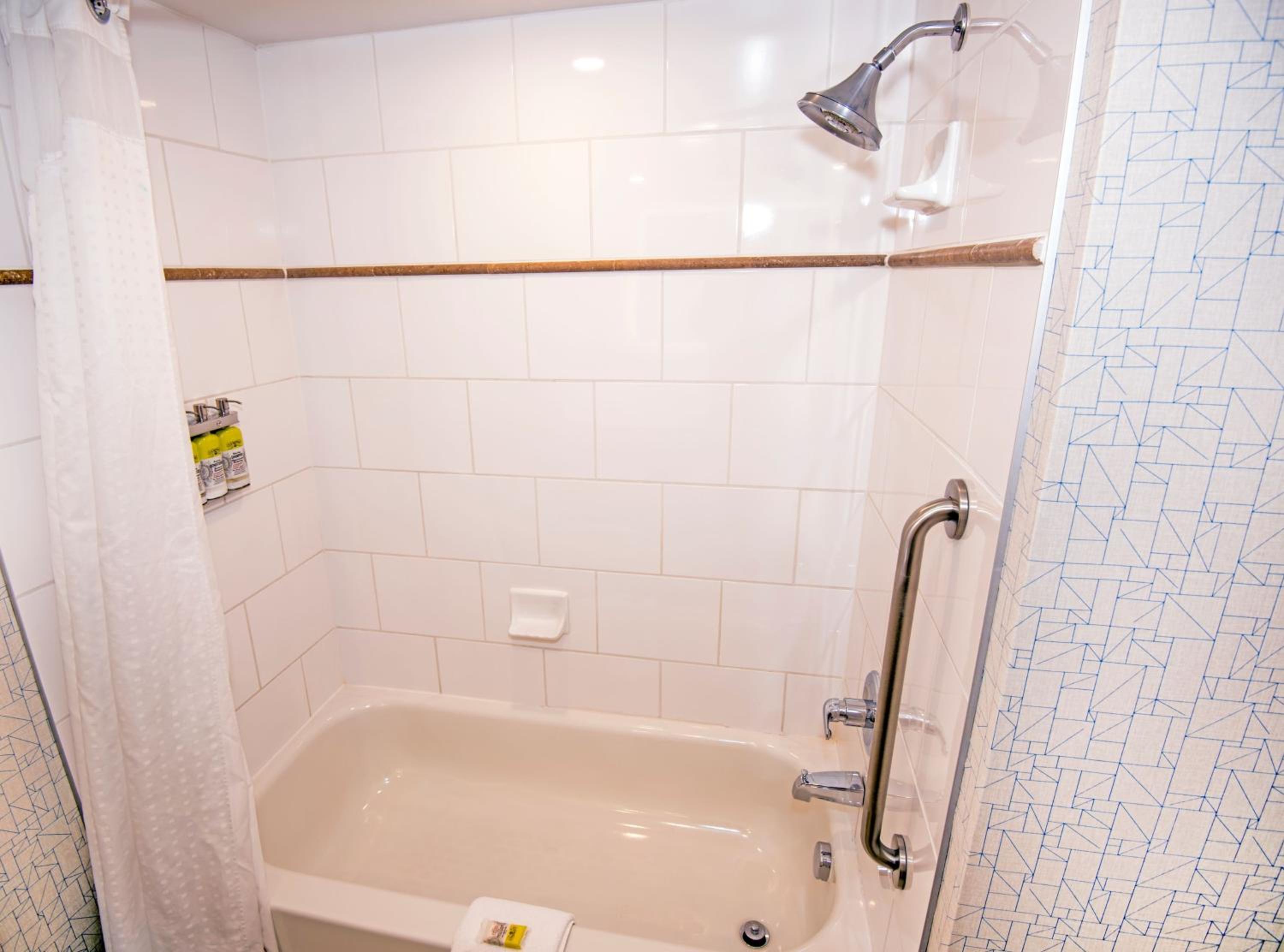 Standard King Room - Photo 2