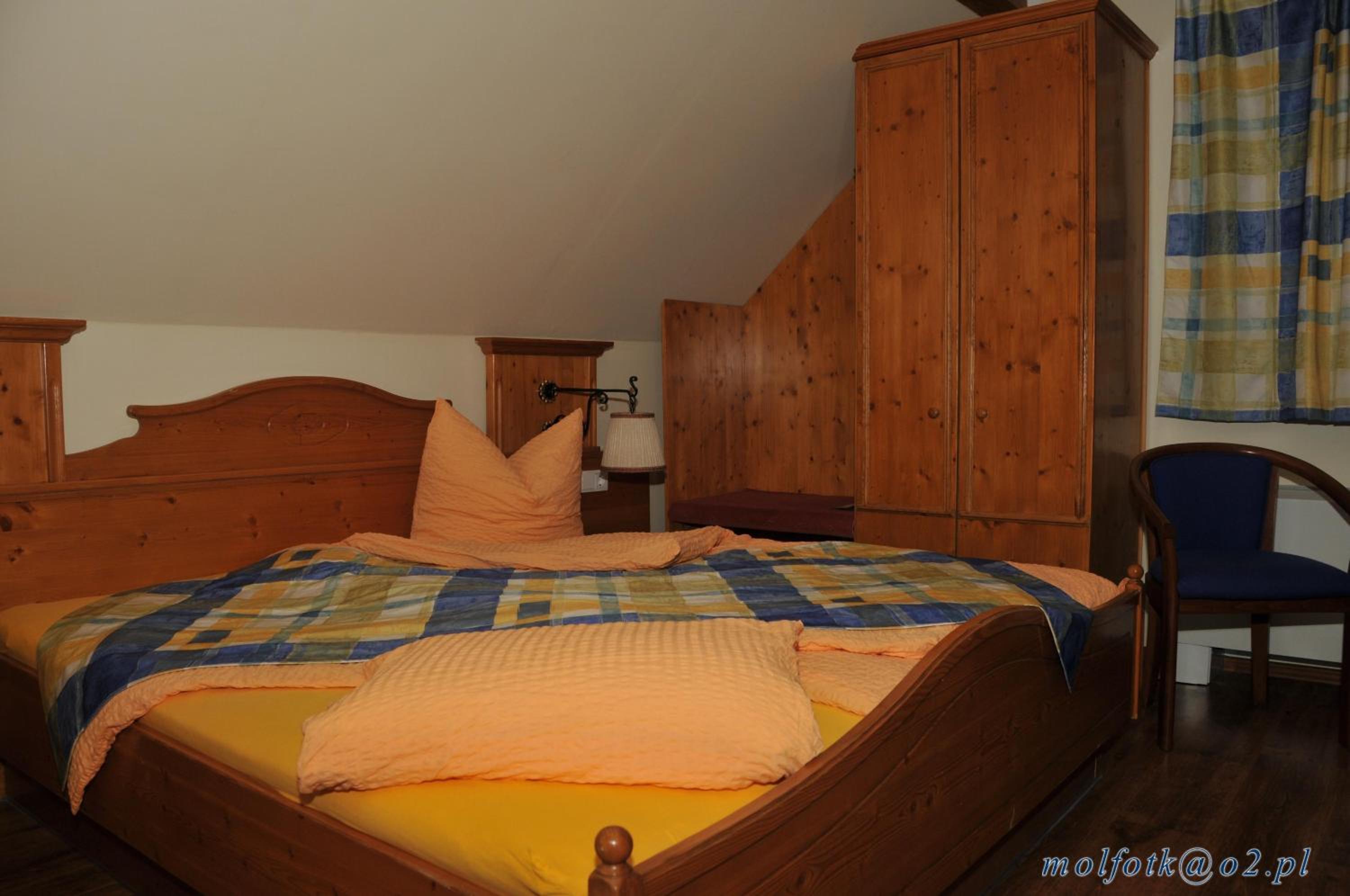 Double Room with Balcony or Terrace - Photo 8