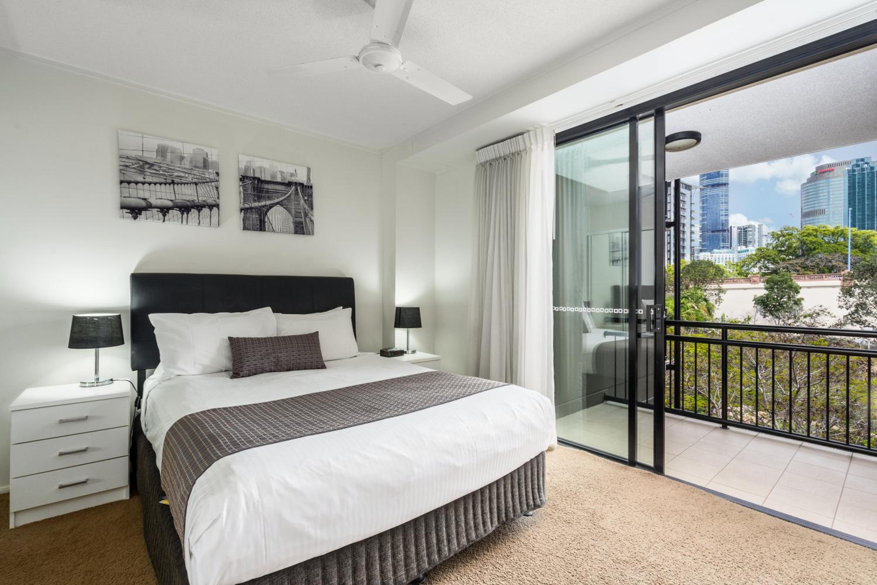 Two-Bedroom Apartment - Photo 4