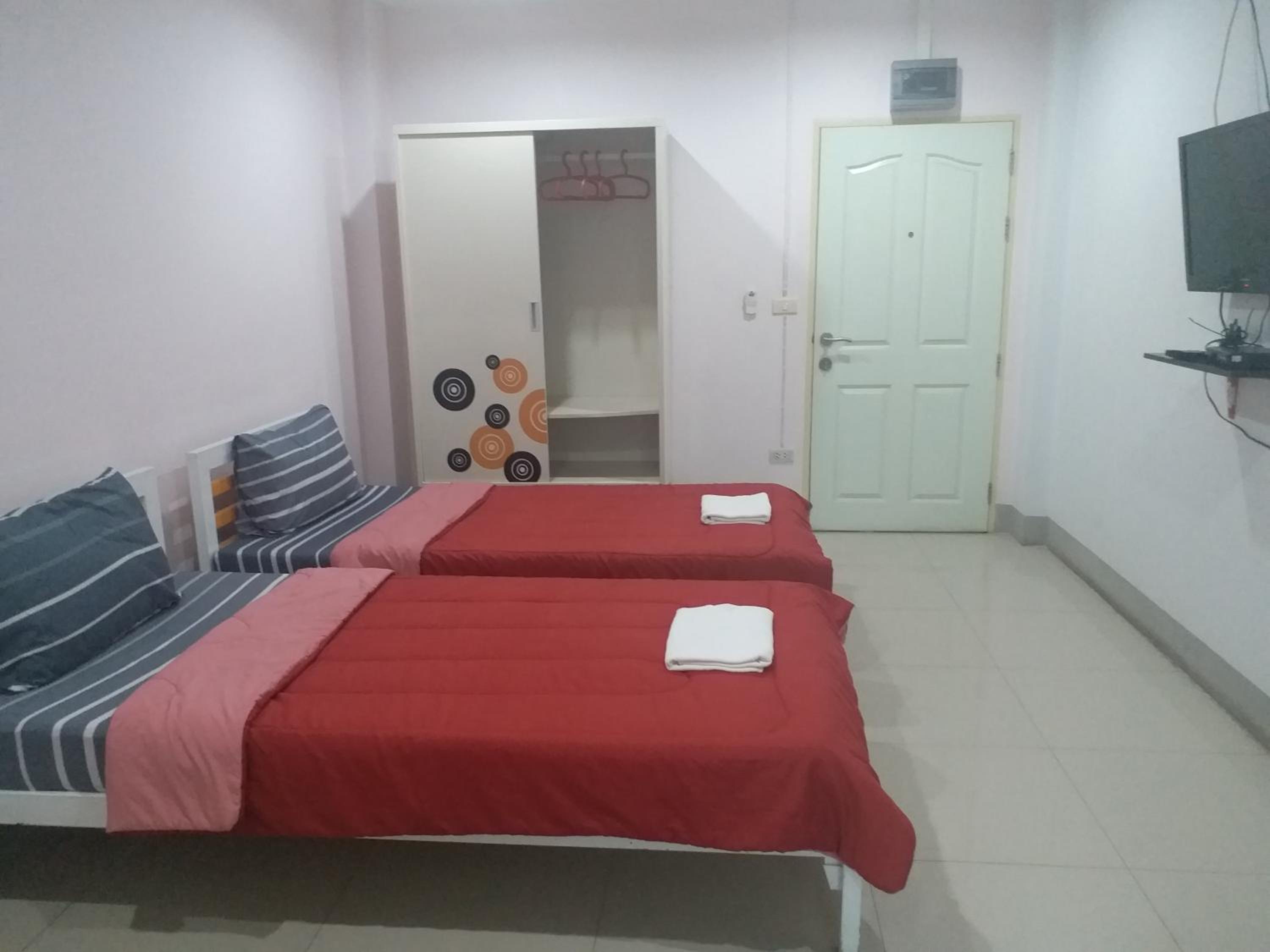 Standard Twin Room photo 3