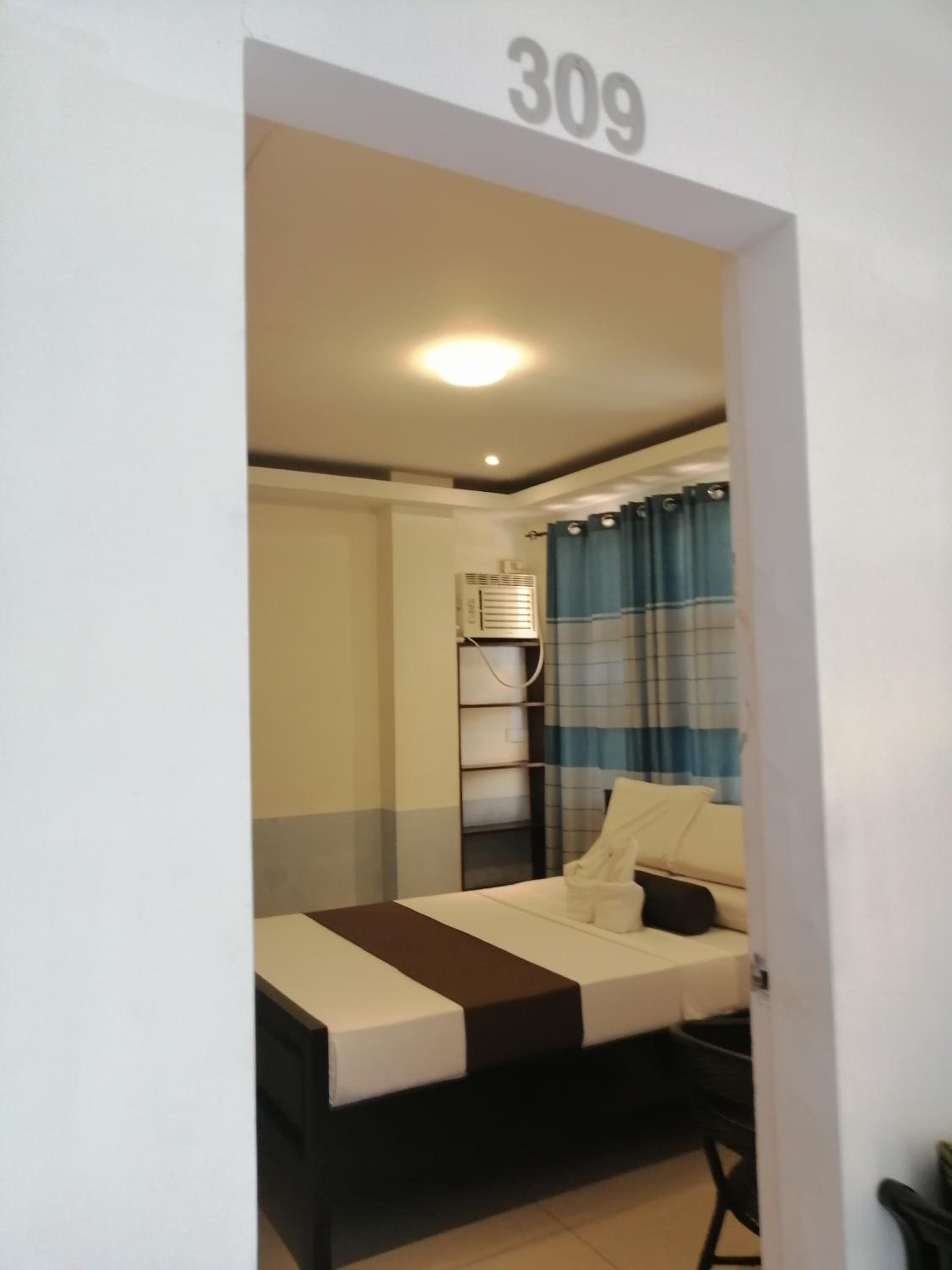 Suite - Photo 2