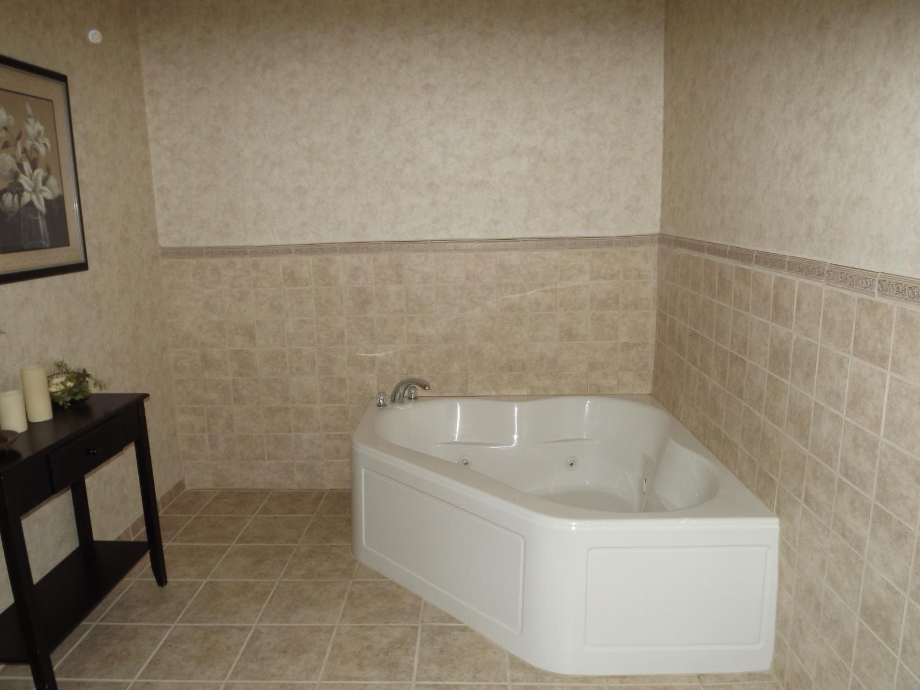 1 King Bed, Studio Suite, Non-Smoking - Photo 3