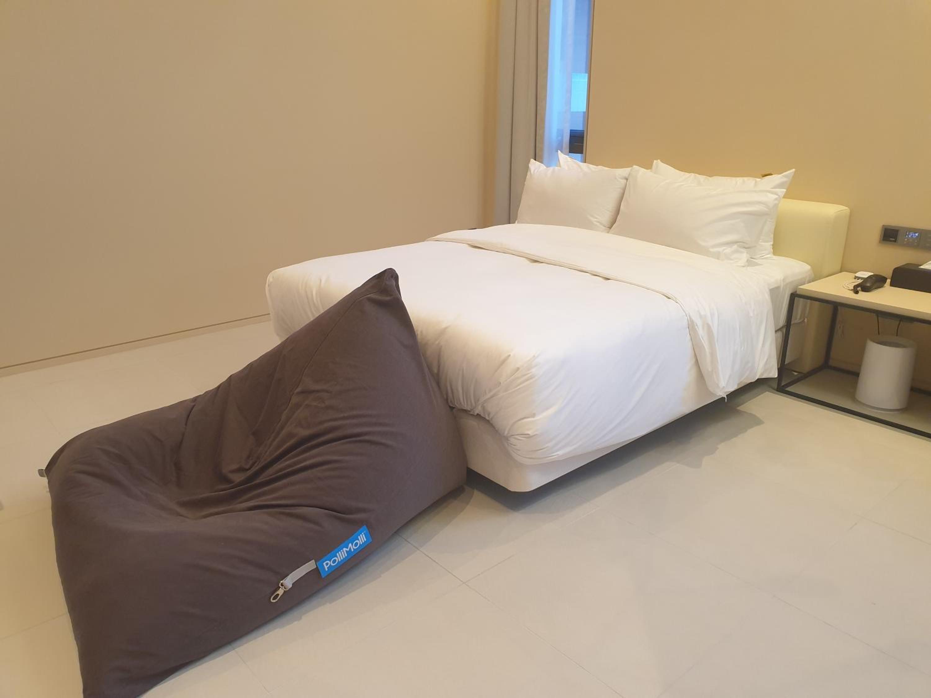 Executive Suite - Photo 5
