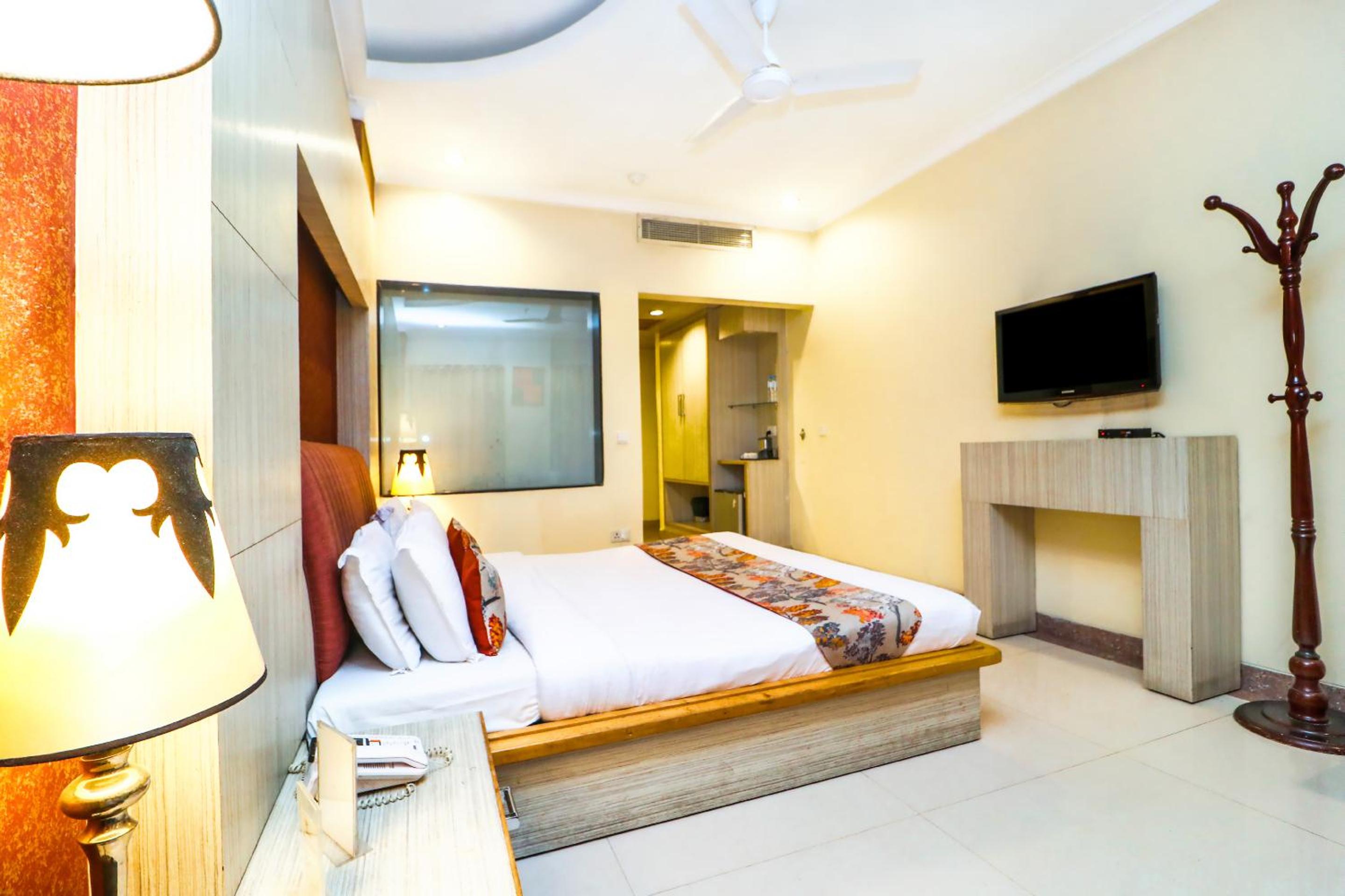 Honeymoon Suite - 20% Discount on F&B services   photo 1