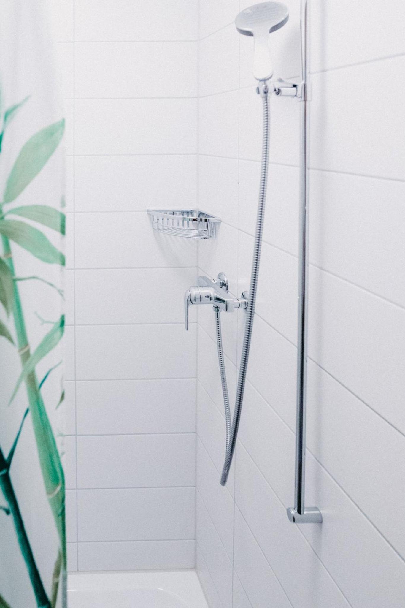 Single Room with Shared Bathroom photo 3