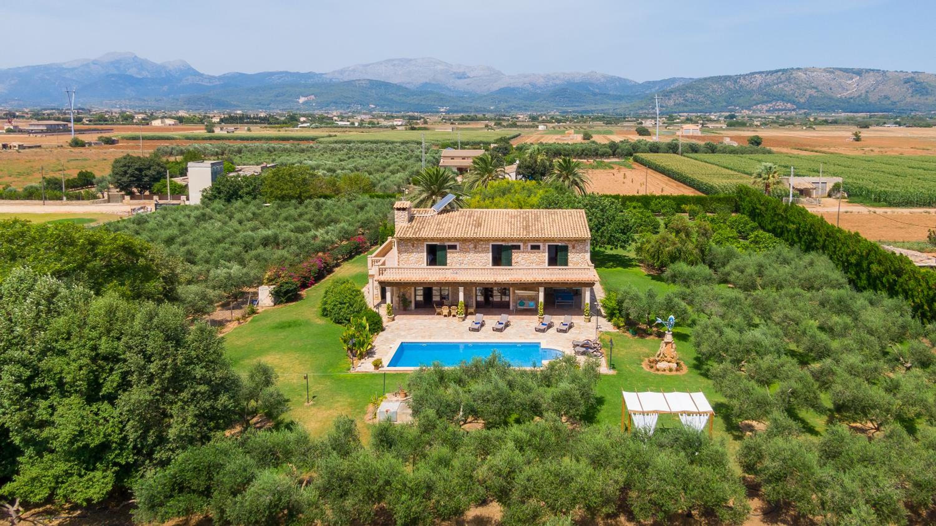 Villa with Private Pool photo 3