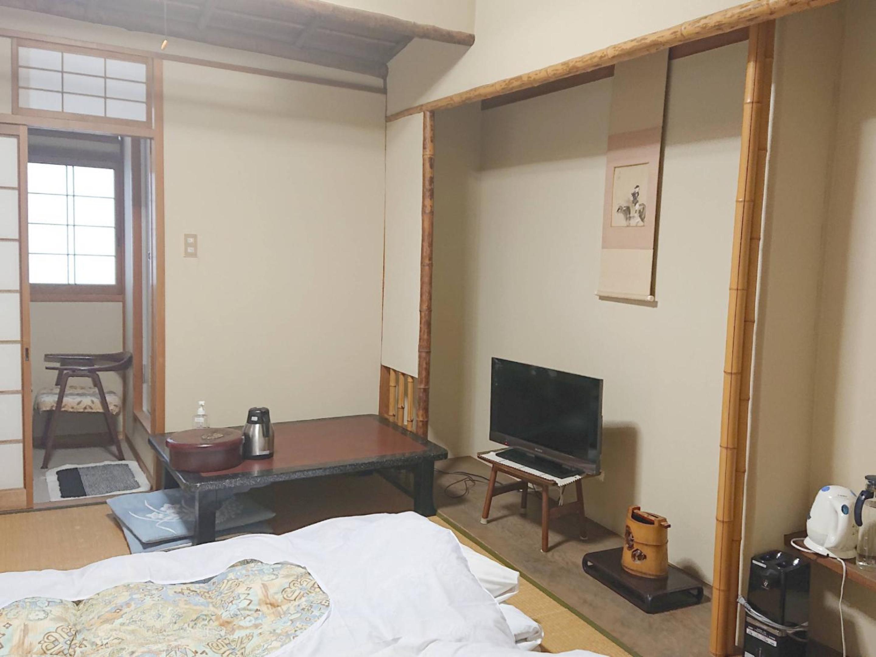 Triple Room With Private Bathroom photo 1