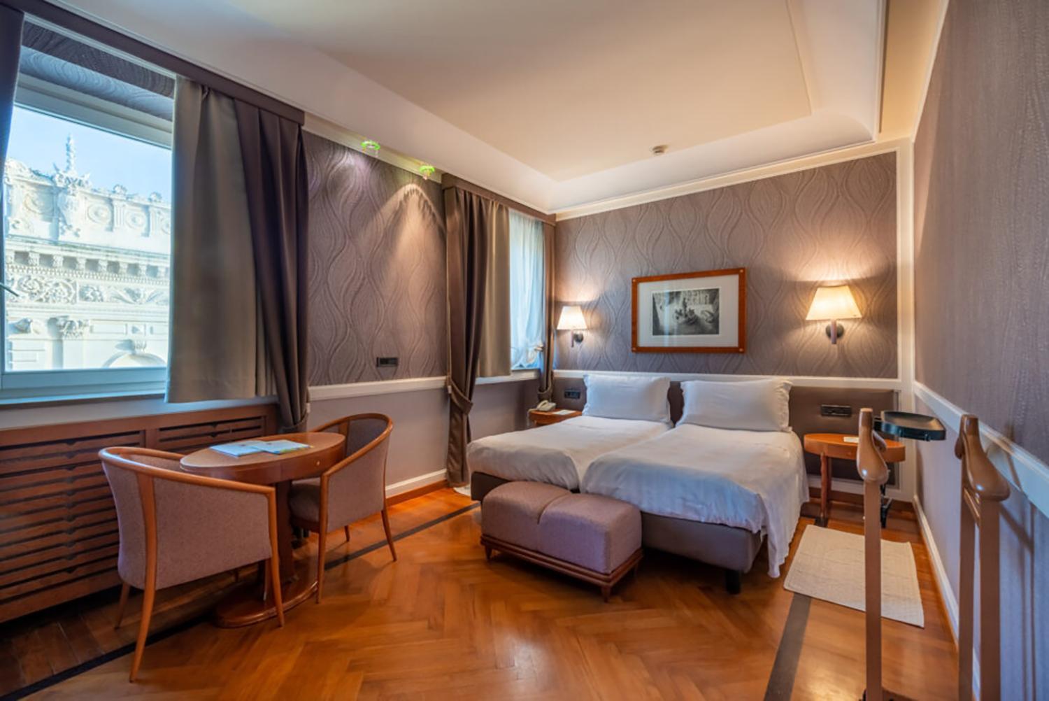 Deluxe Double Room - Photo 3