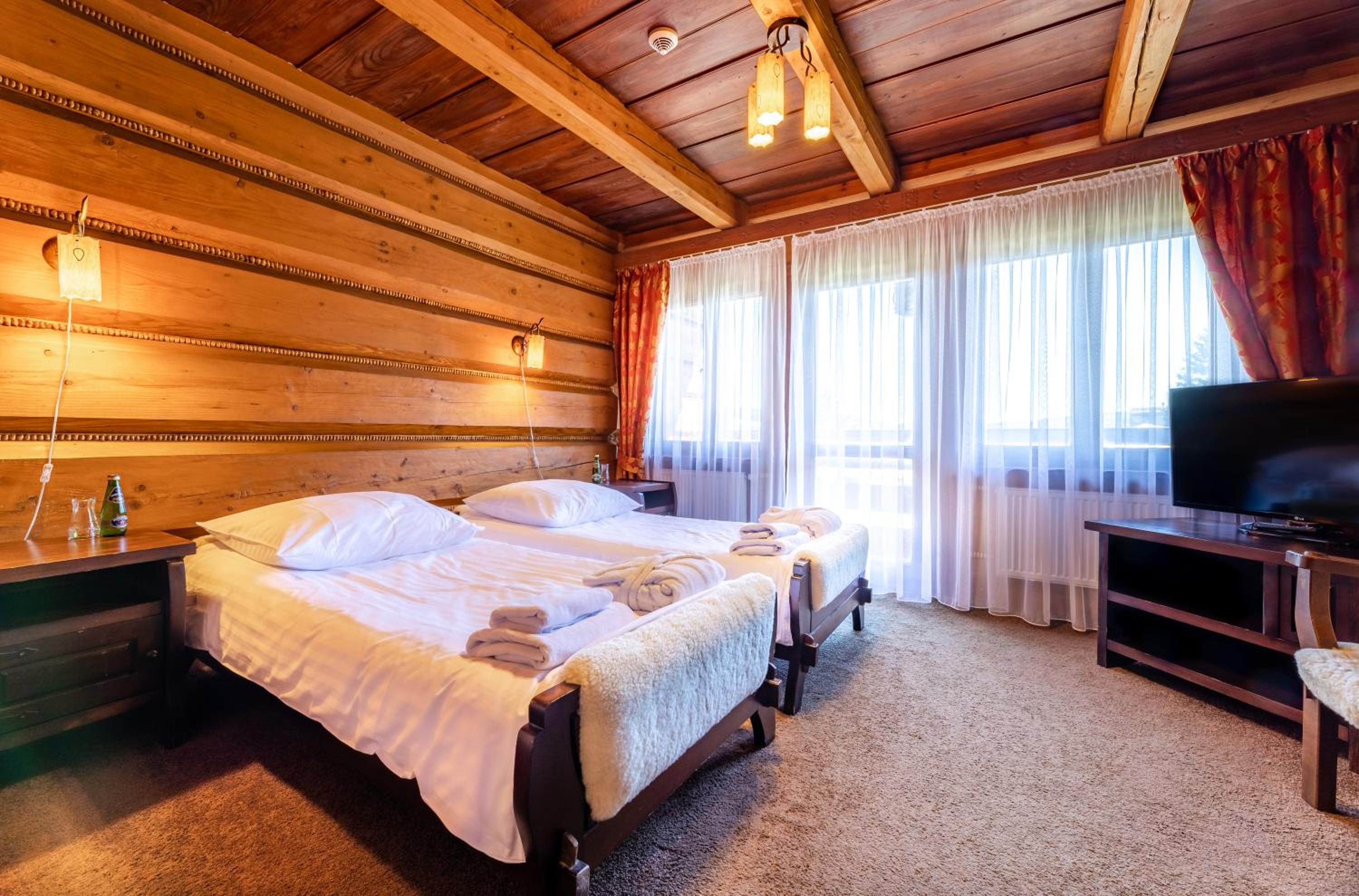 Double Room in Oak Villa photo 1
