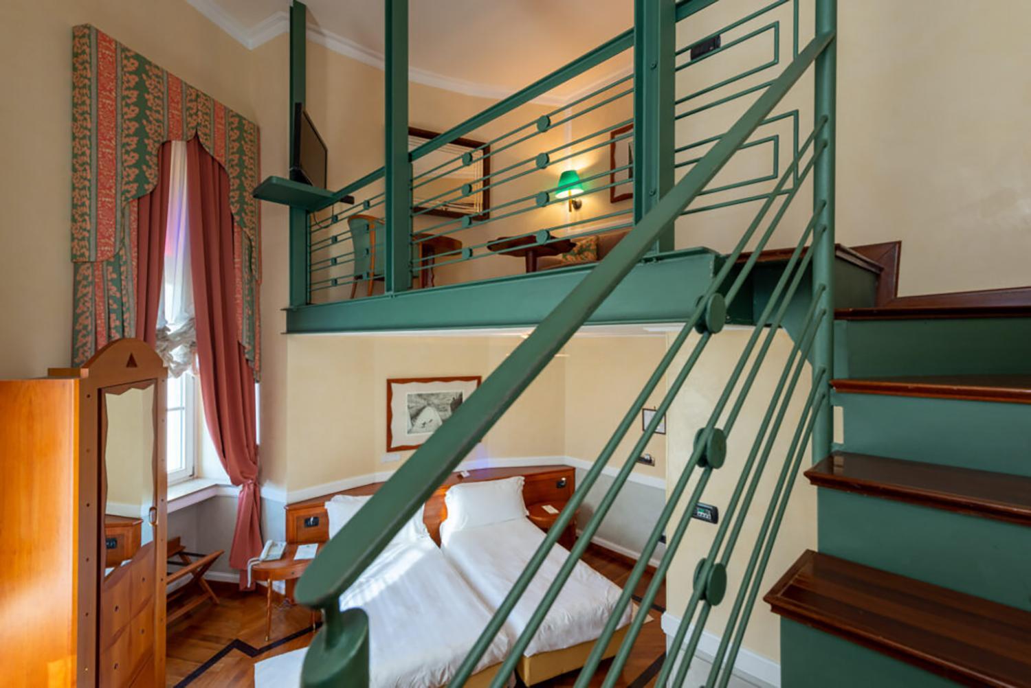 Junior Suite with Sea View - Photo 16